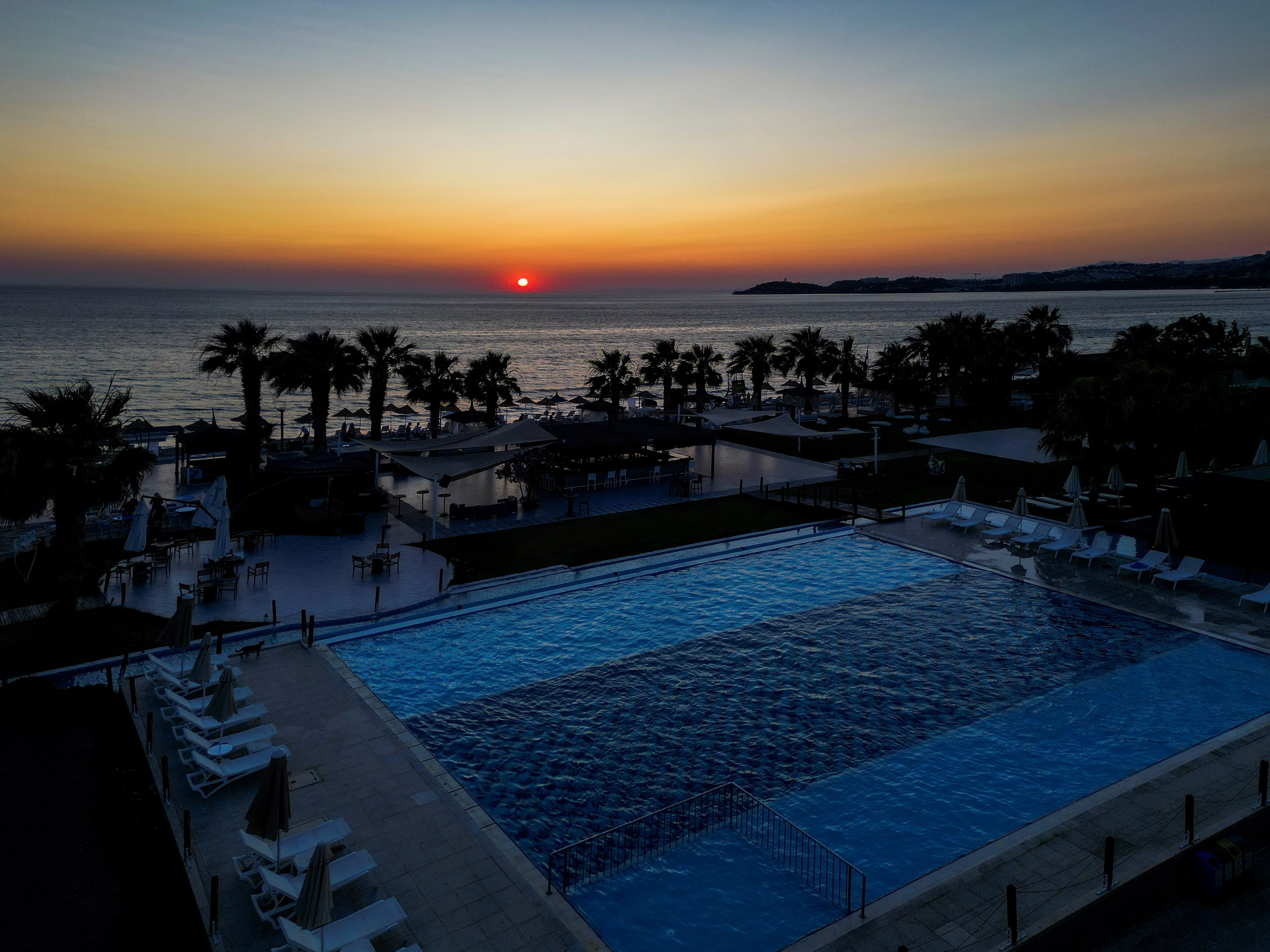 Piscina deschisă