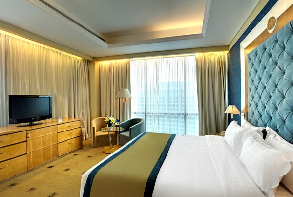 Dubai Hotel Byblos Tecom, camera standard.jpg