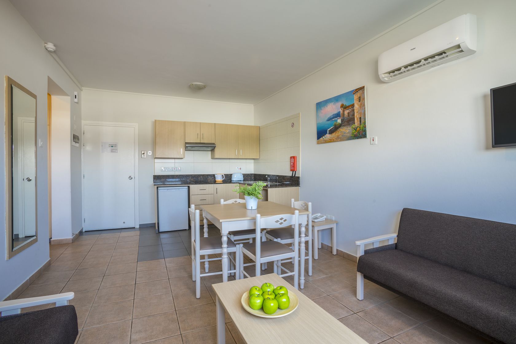 2 Bedroom Superior Apartment 