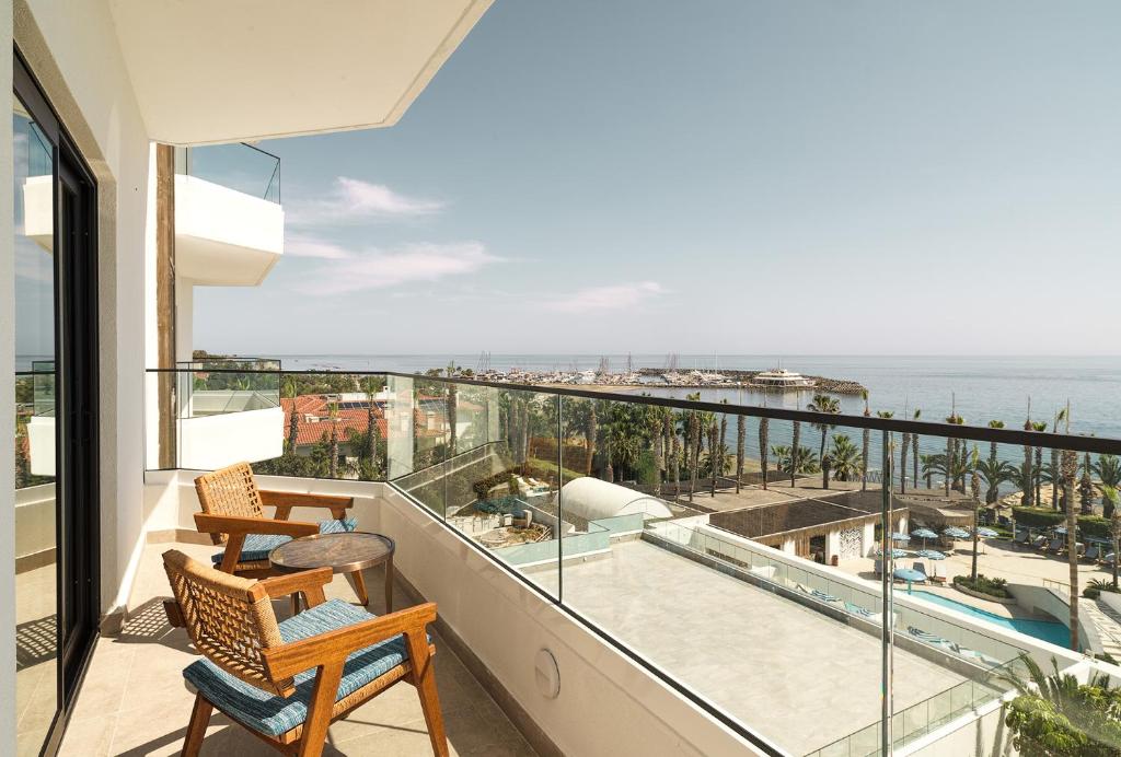 1 bedroom signature suite sea view  jacuzzi 