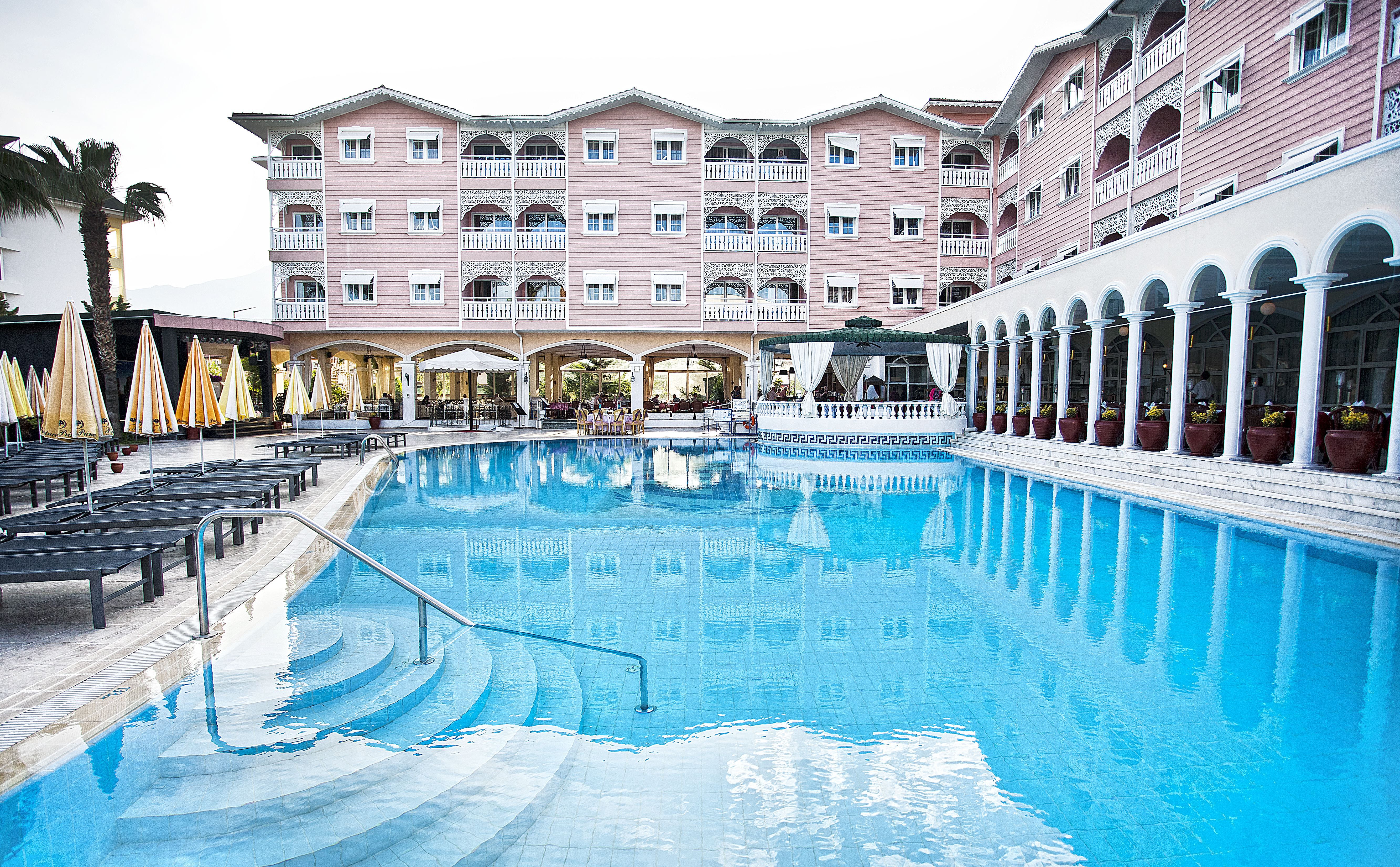 Piscina deschisă