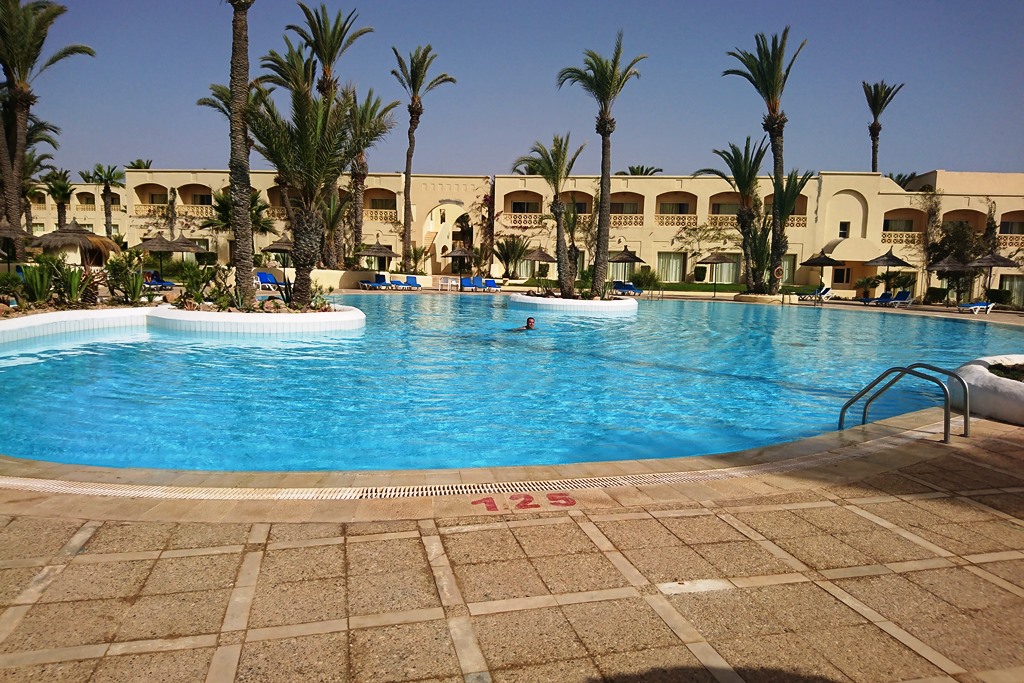 Piscina deschisă