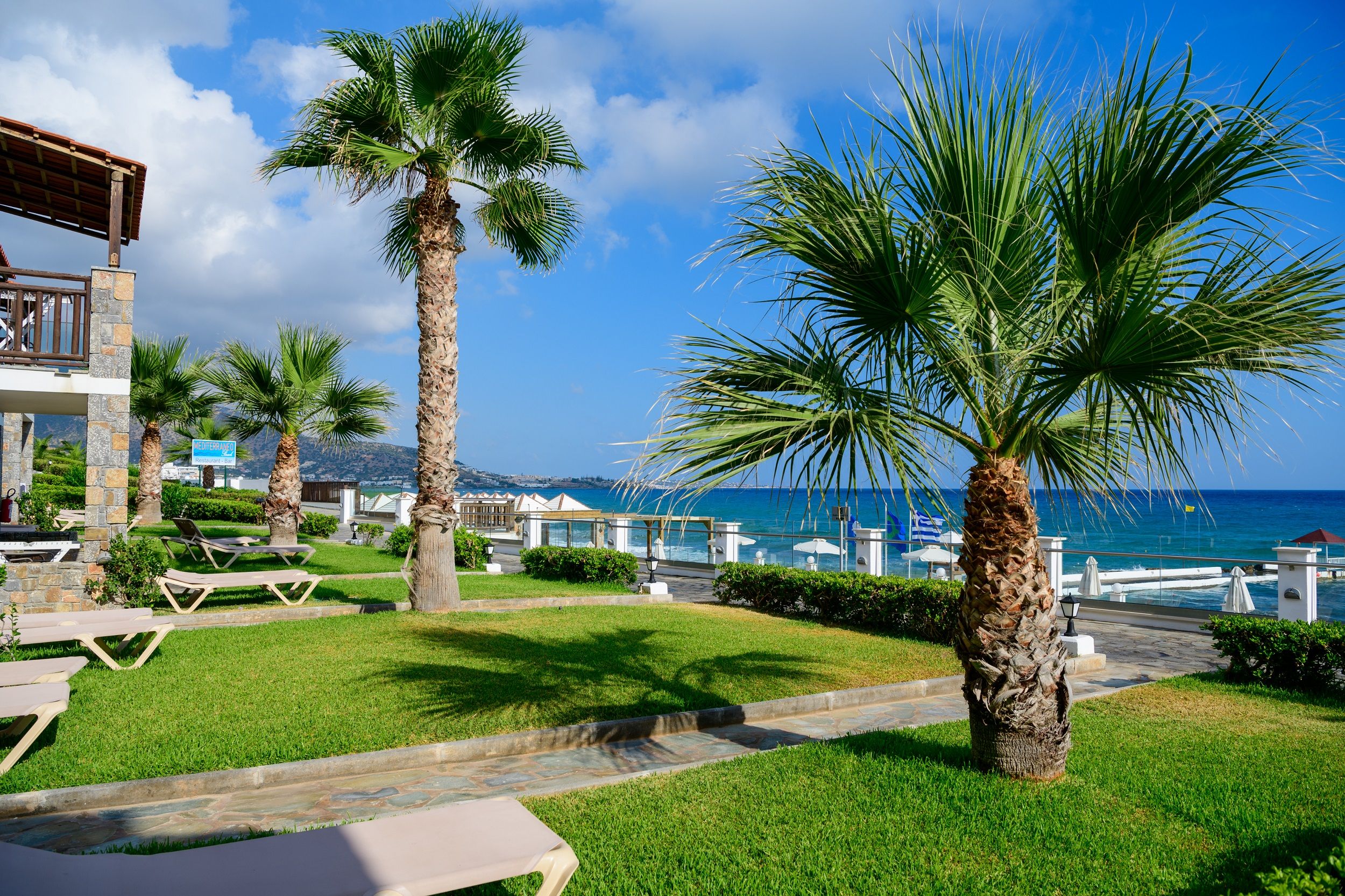 Junior Suite Beach Front with own Garden