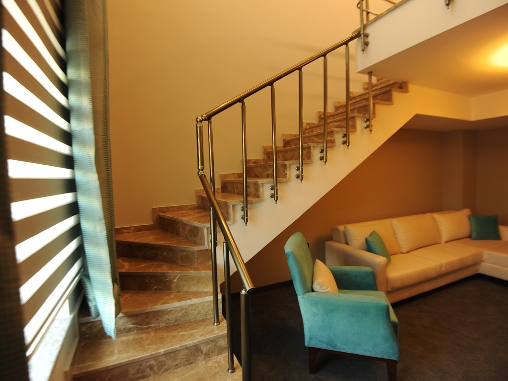 DUBLEX SUITE