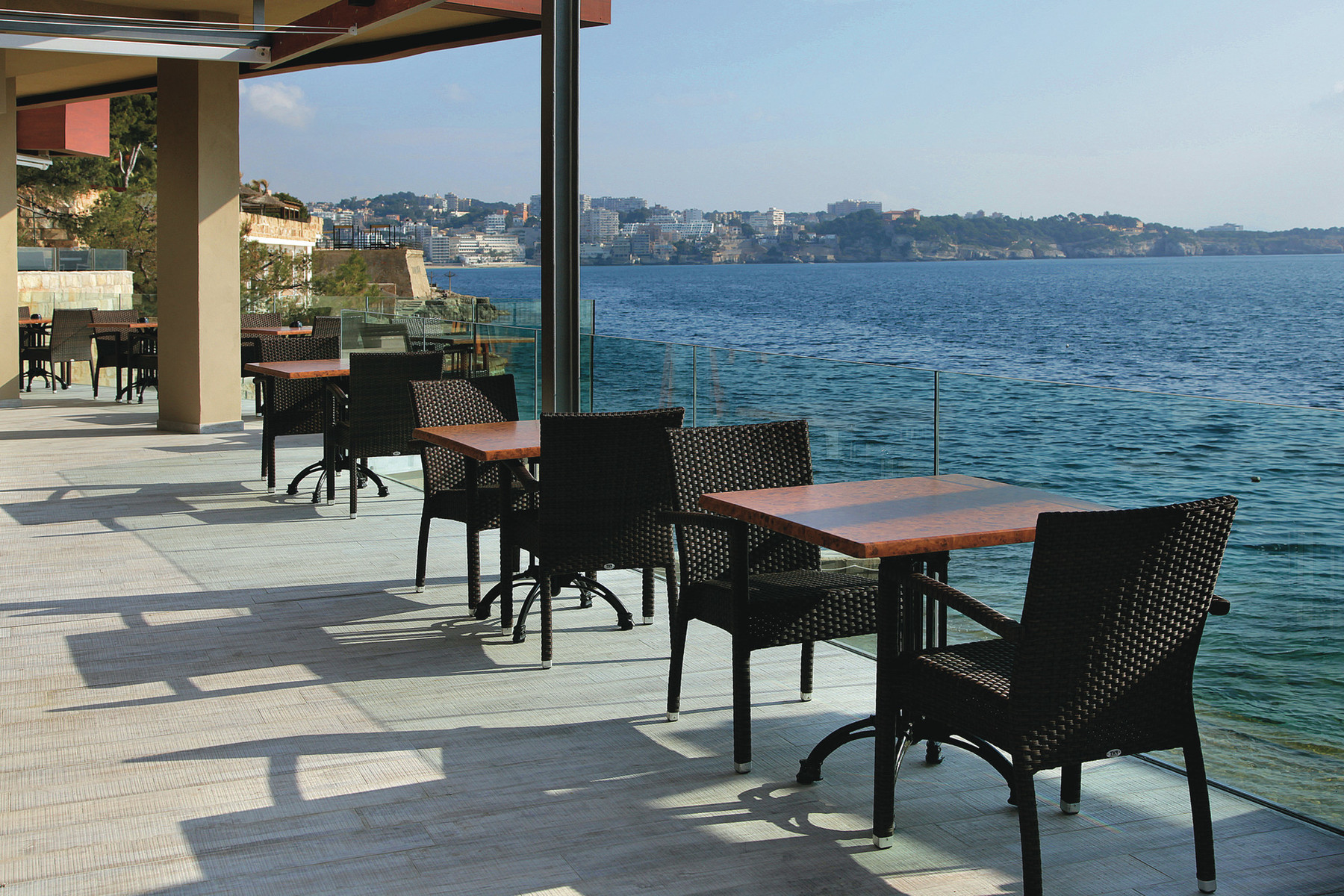 Poolside Restaurant