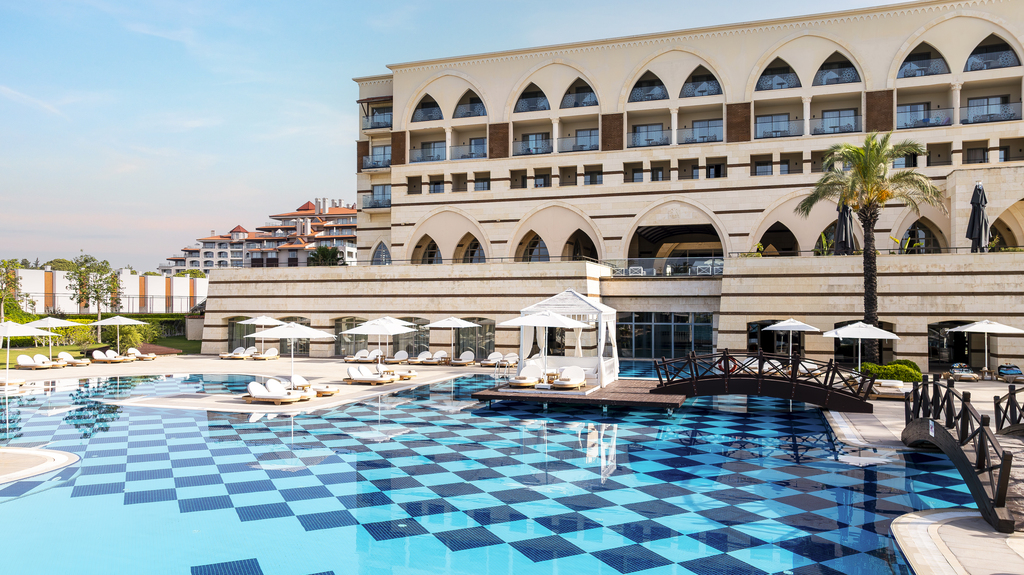 Piscina deschisă