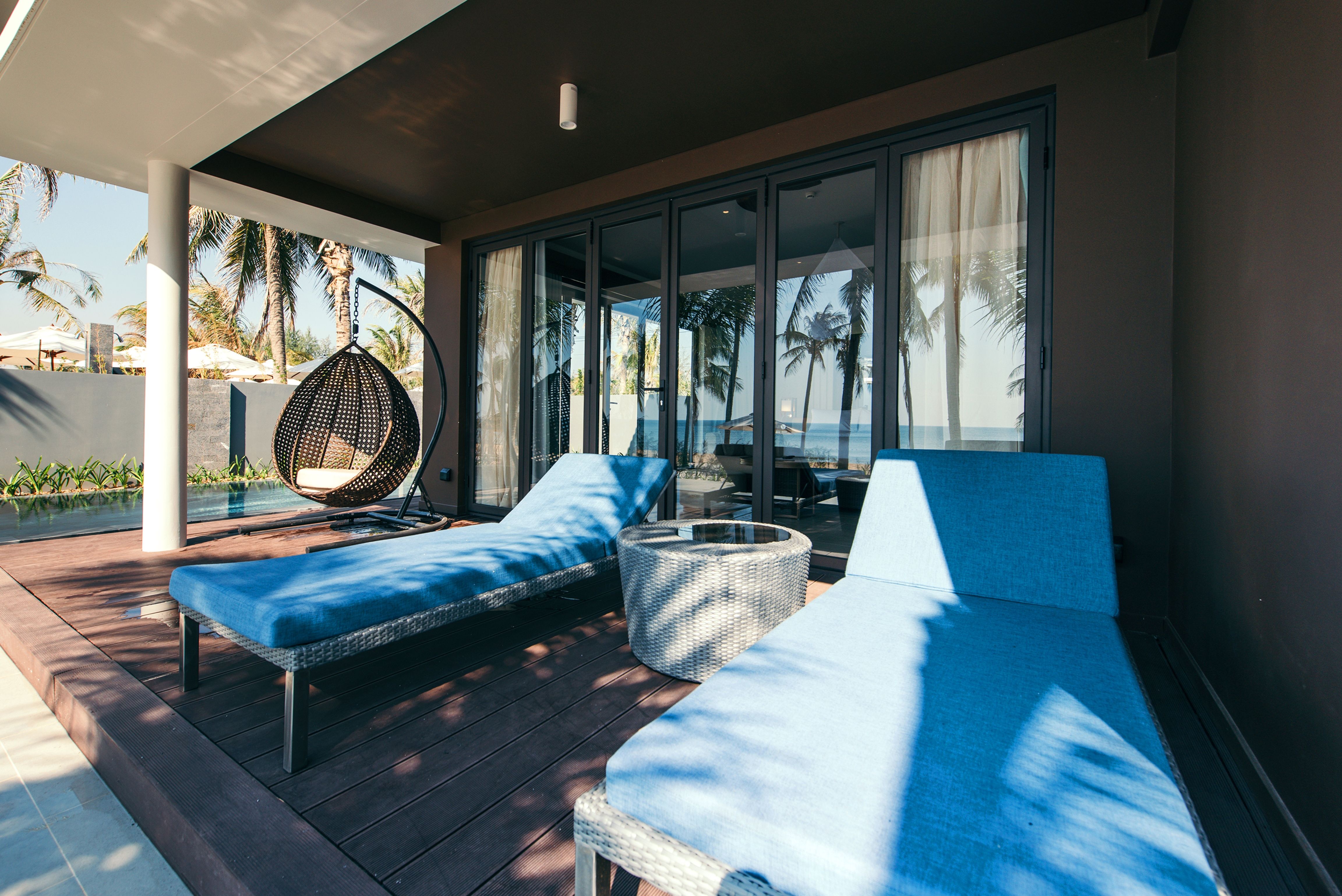 BEACHFRONT BUNGALOW WITH POOL 