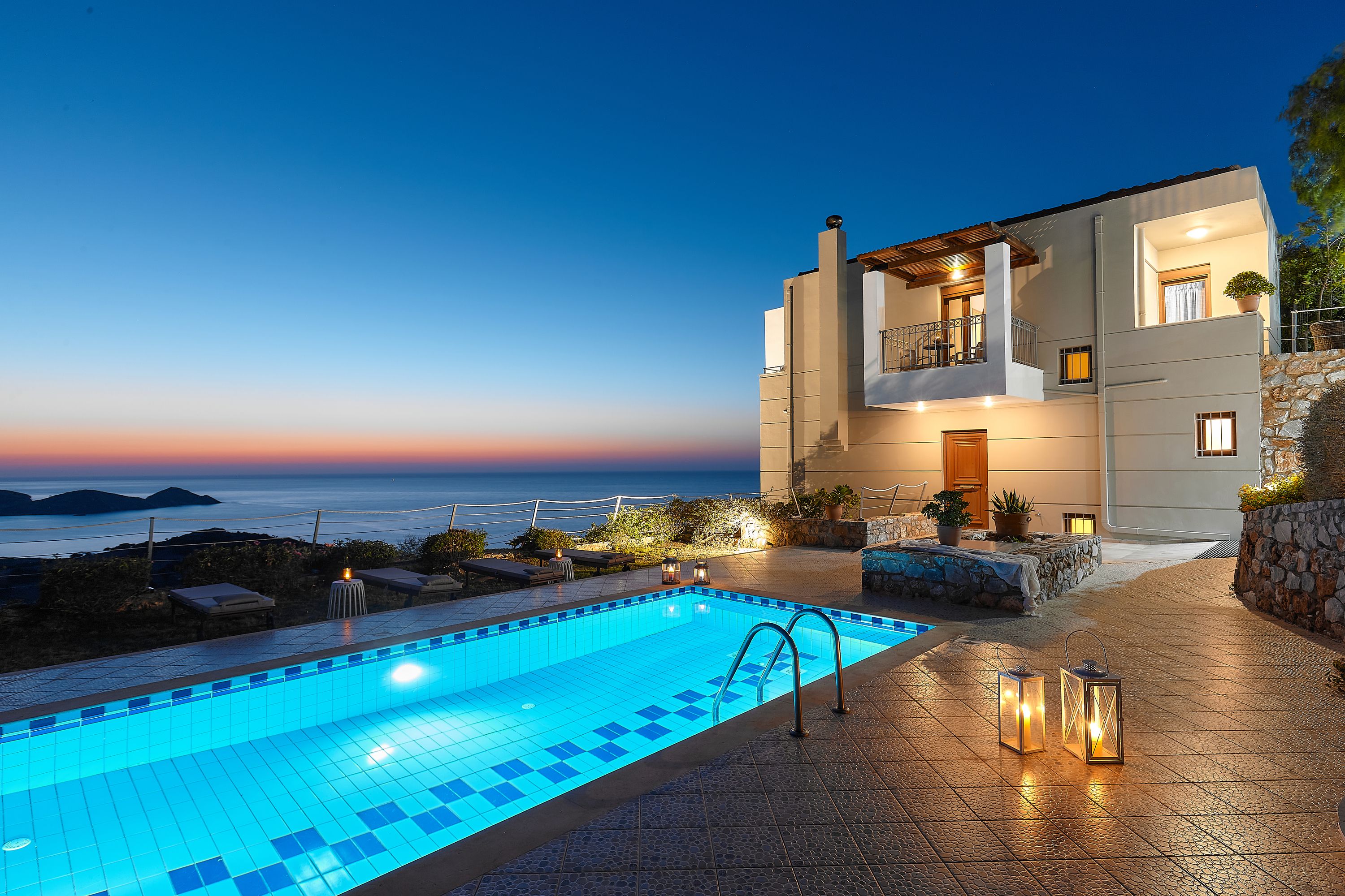 OKEANIDES LUXURY VILLAS