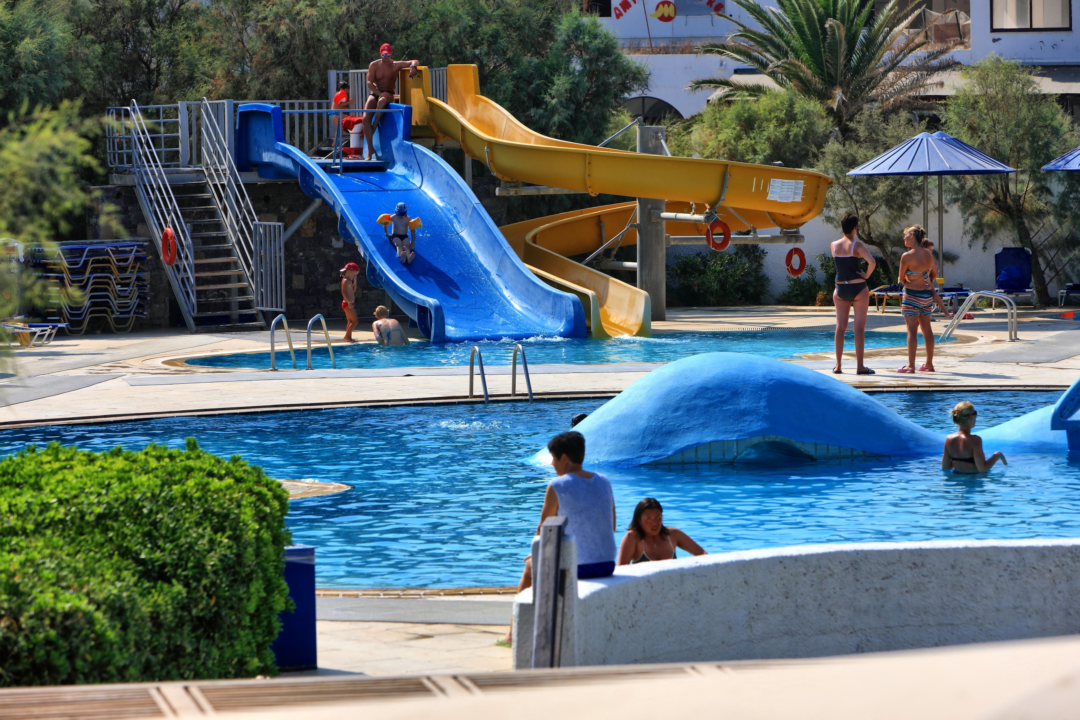 Piscina deschisă