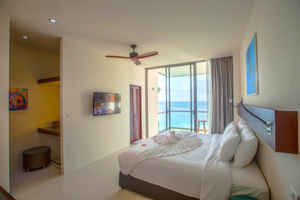 Superior Oceanfront