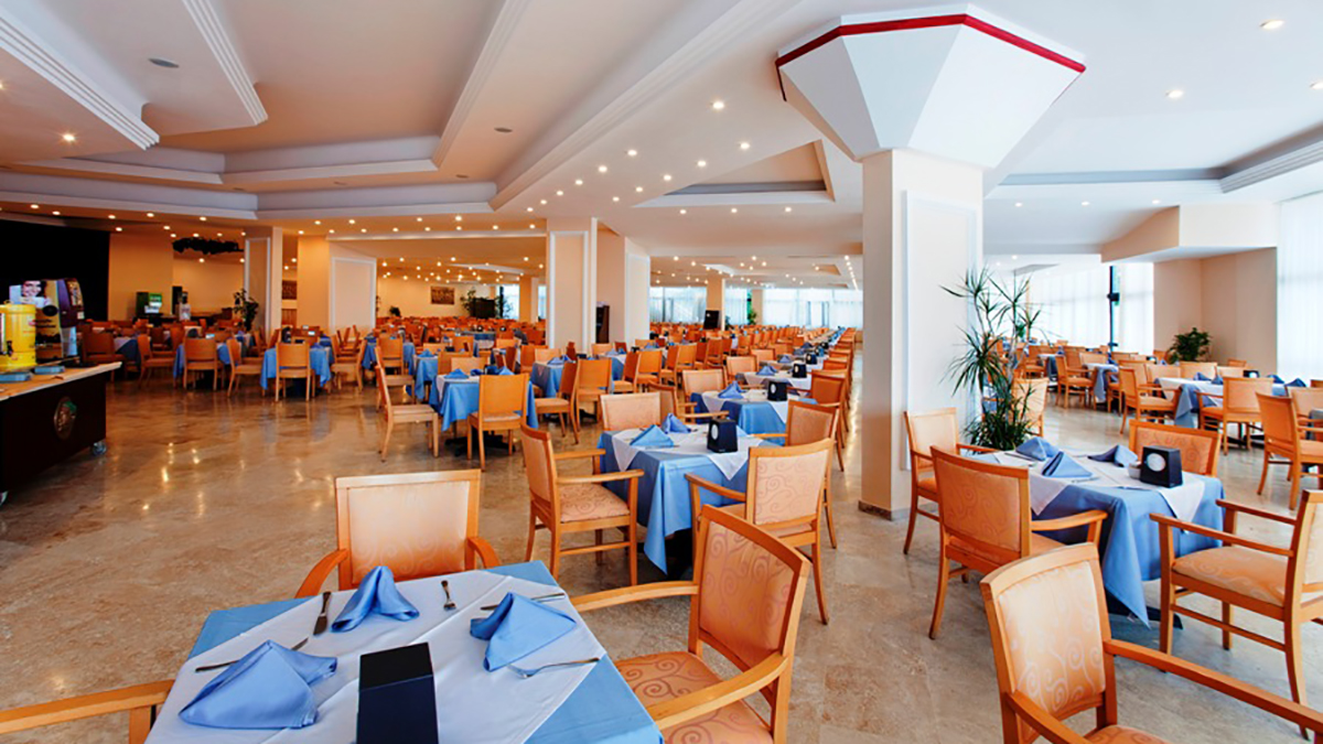 MAIN RESTAURANT