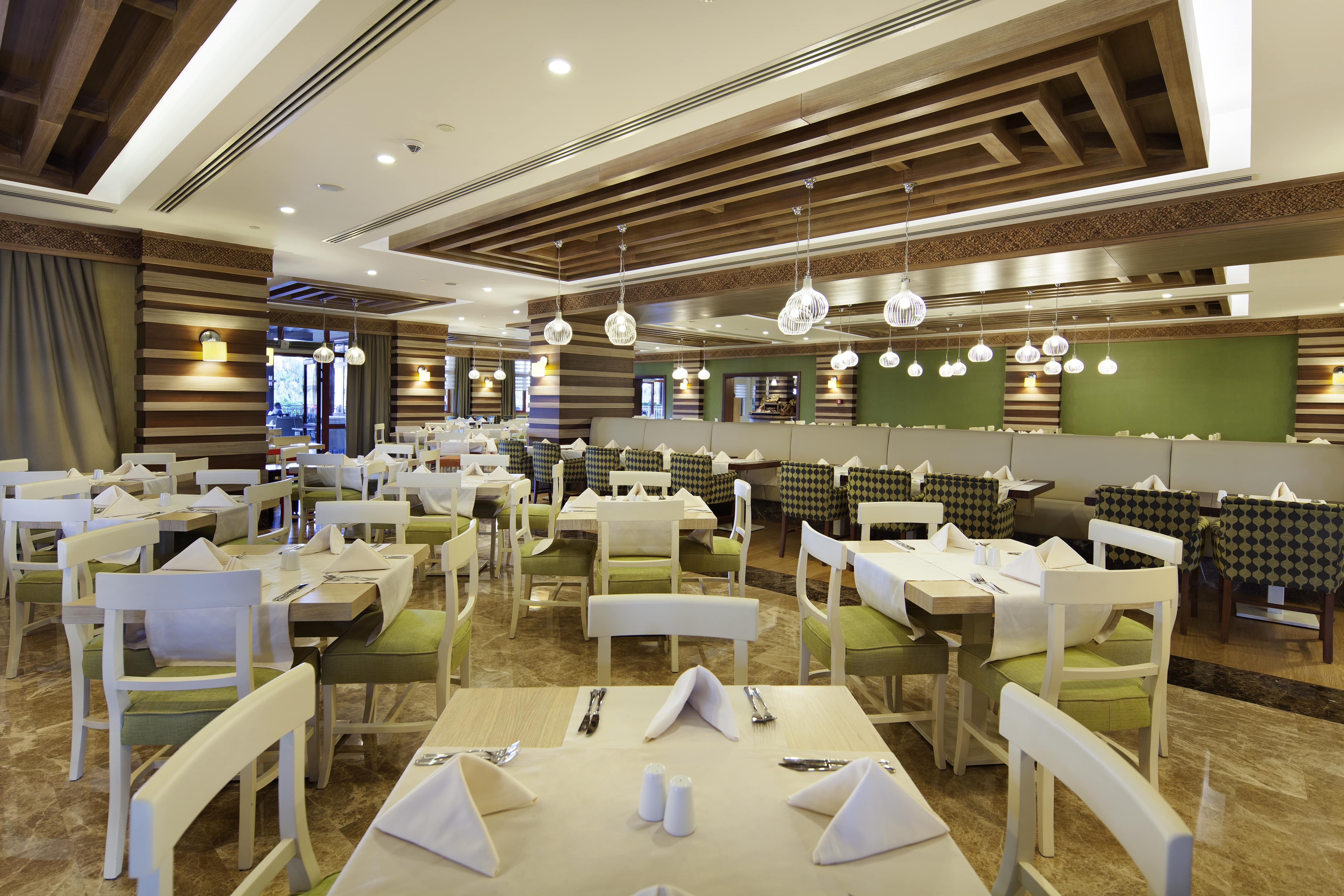 MAIN RESTAURANT