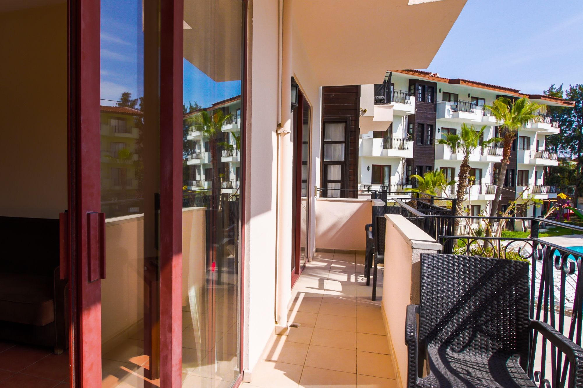 ONE BEDROOM APARTMENT
