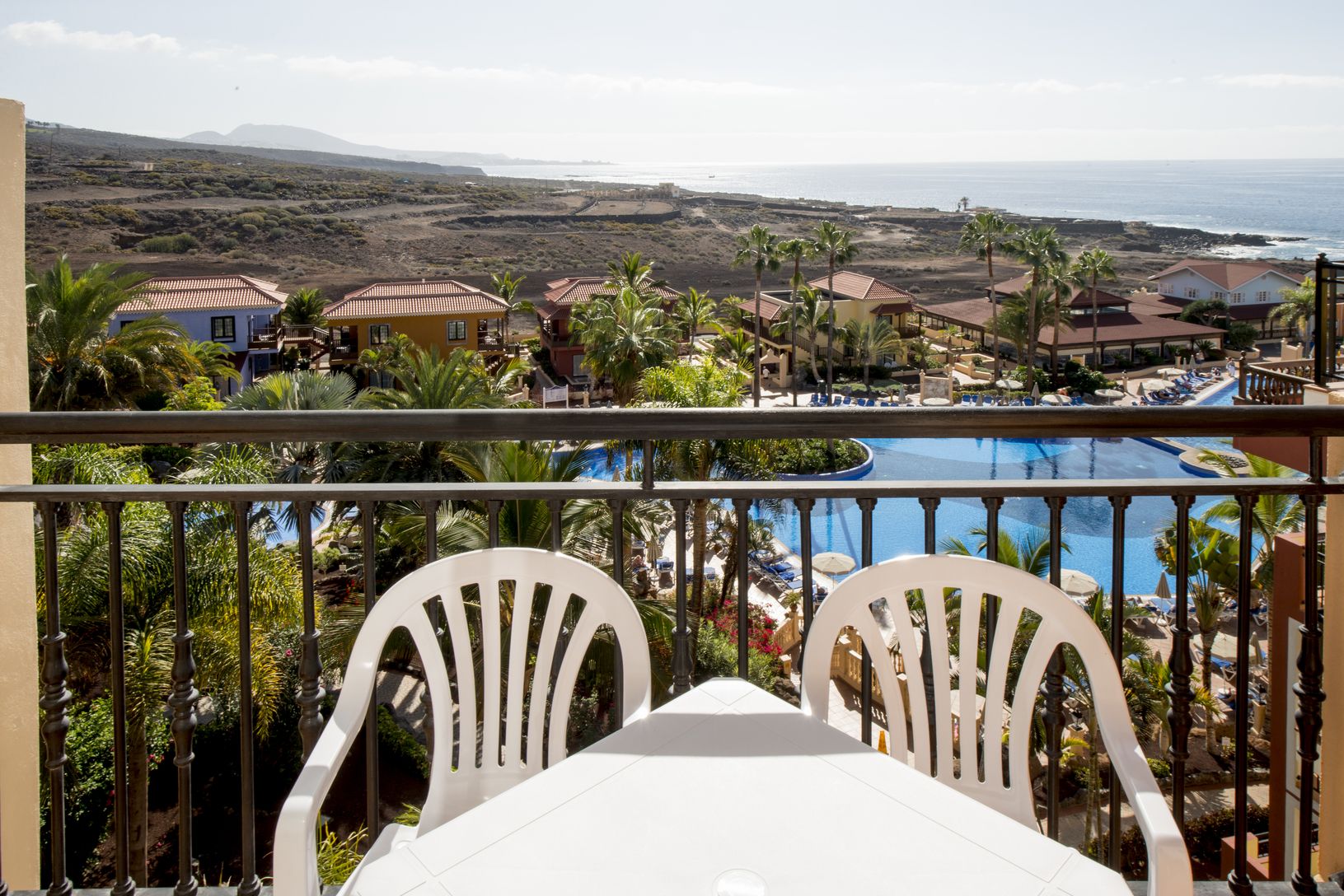 STANDARD BALCONY OR TERRACE