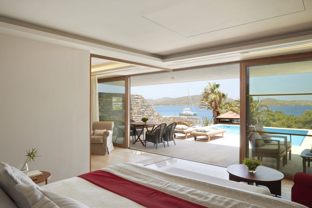 ONE BEDROOM MINOAN ROYALTY VILLA SEA VIEW PRIVATE POOL