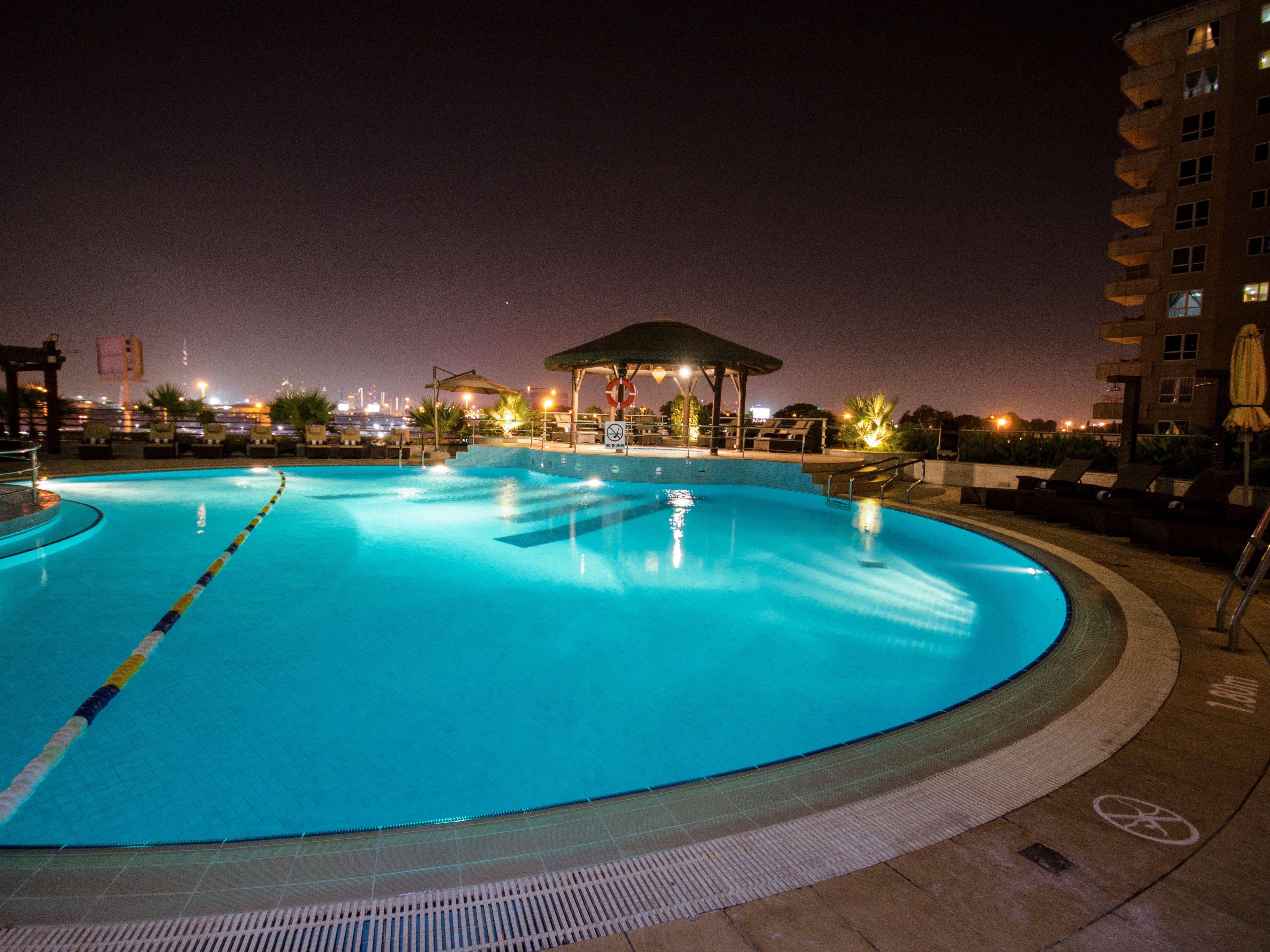 Piscina deschisă