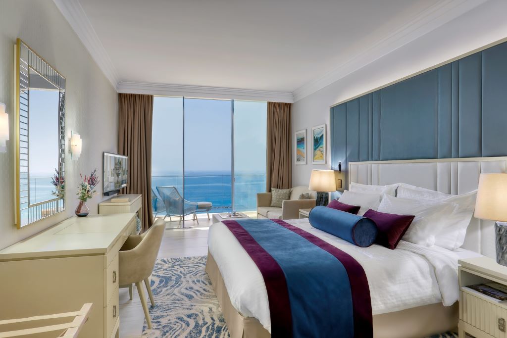 DELUXE ROOM (SEAVIEW, BALCONY OR TERRACE)