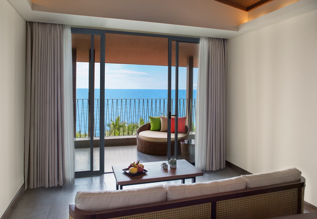 JUNIOR SUITE WITH BALCONY
