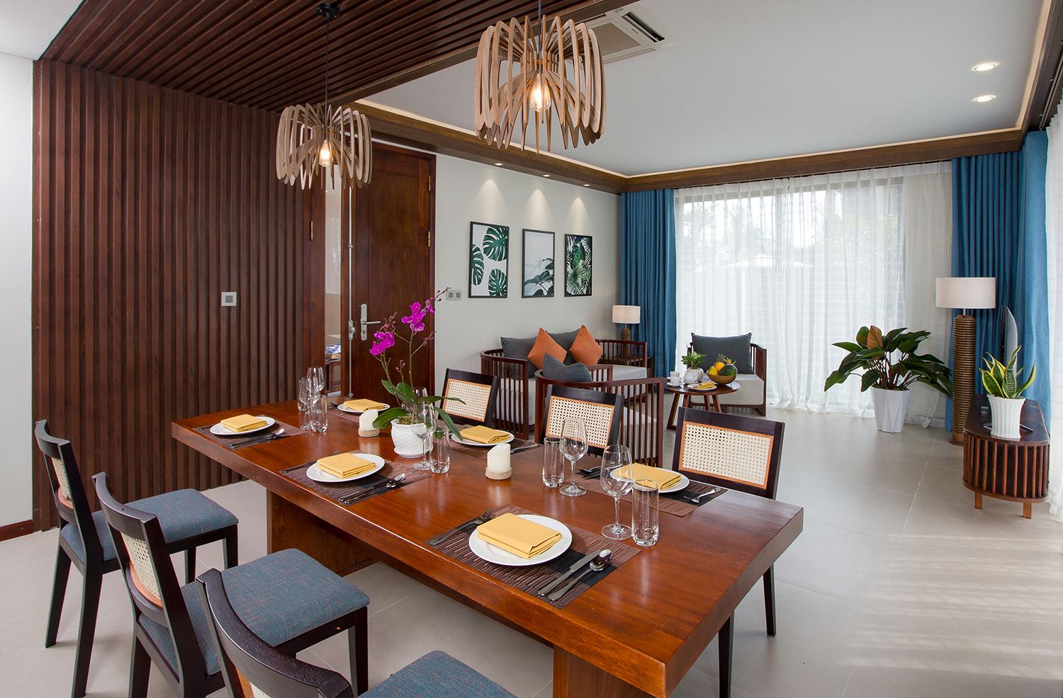 VILLA 3 BEDROOM BEACHFRONT