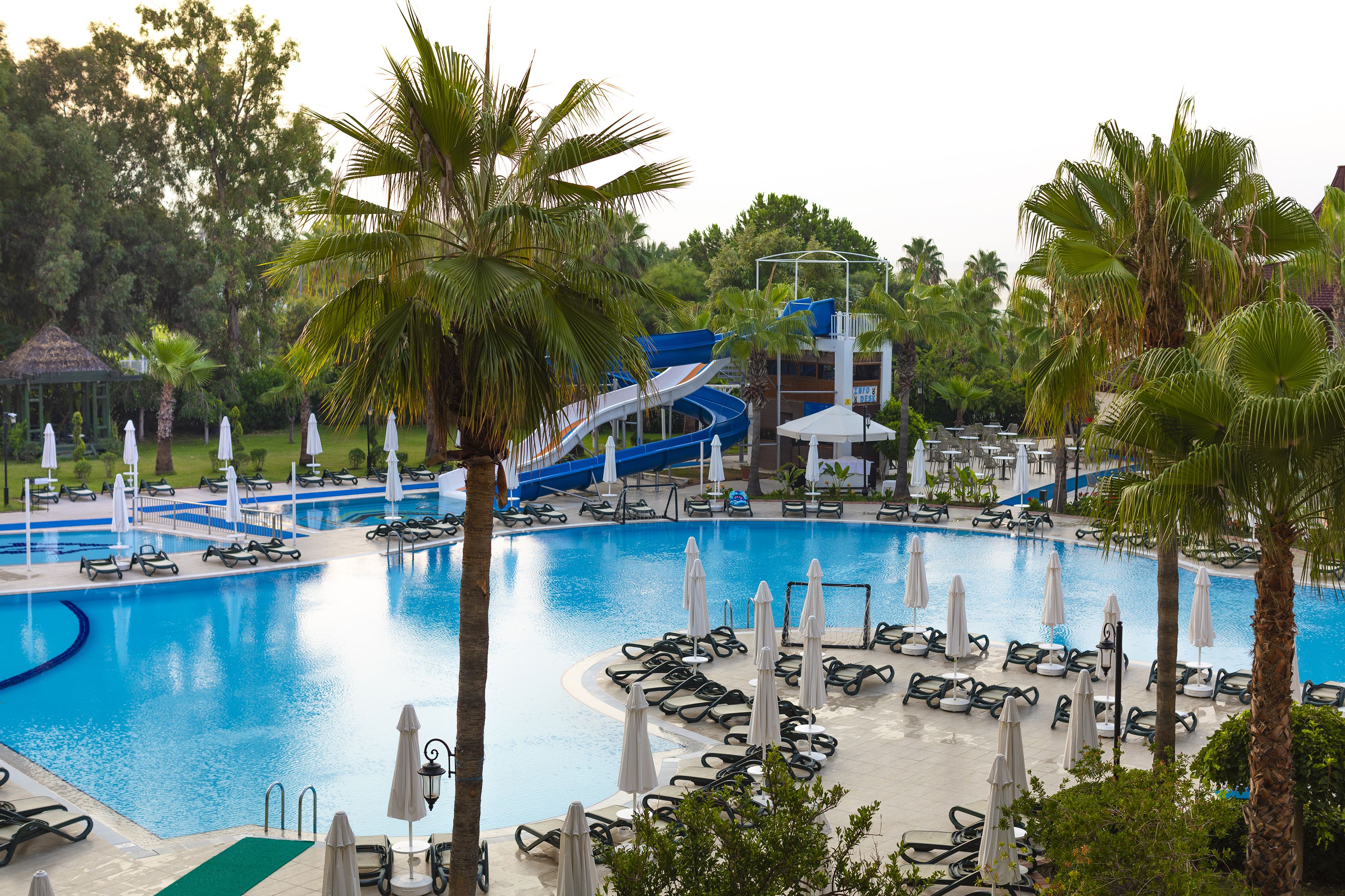 Piscina deschisă