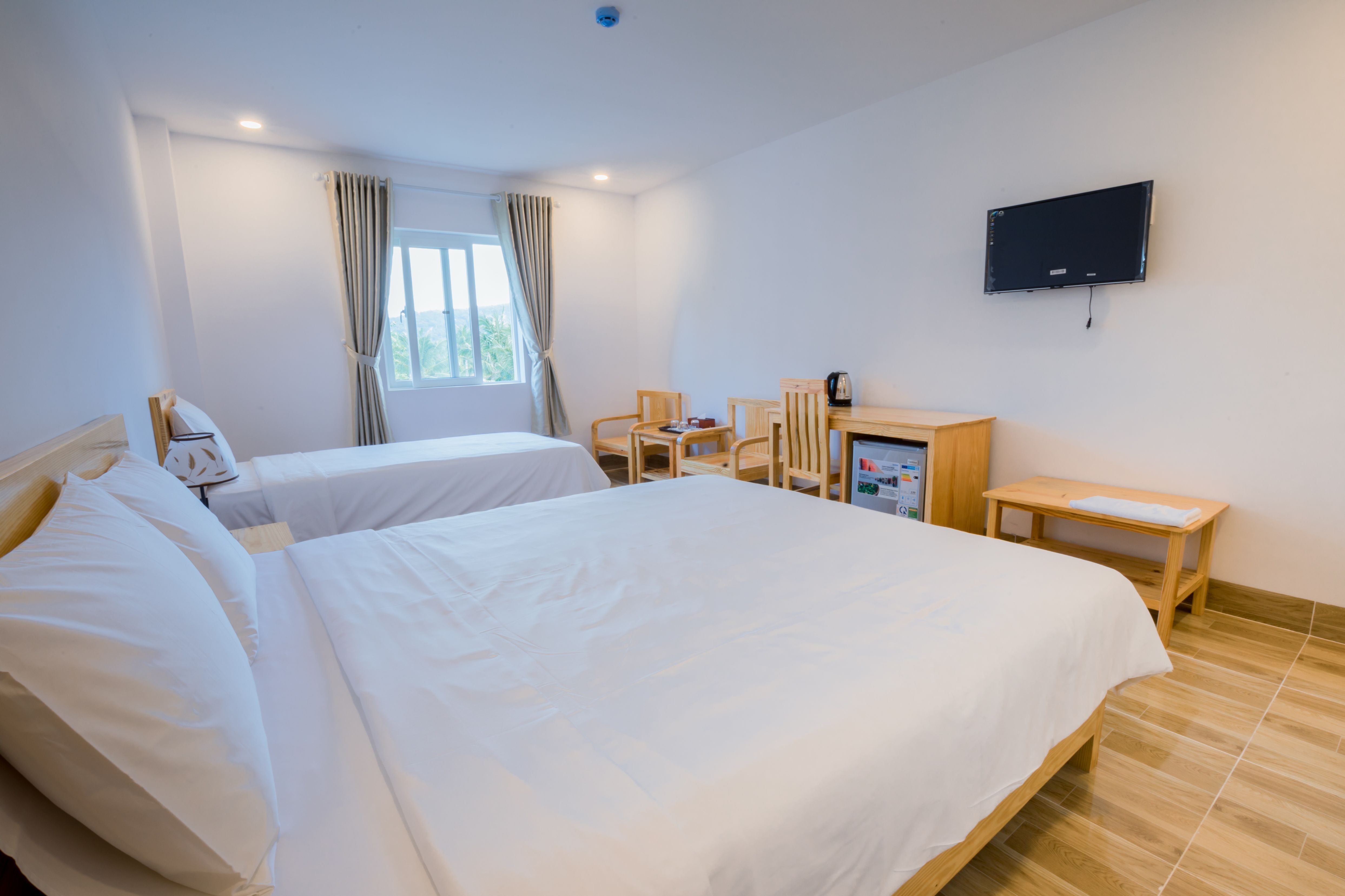 ROOM SUPERIOR TRIPLE CITY VIEW 