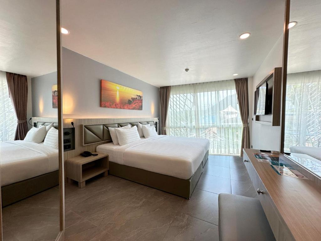 Premium Superior King Mountain View