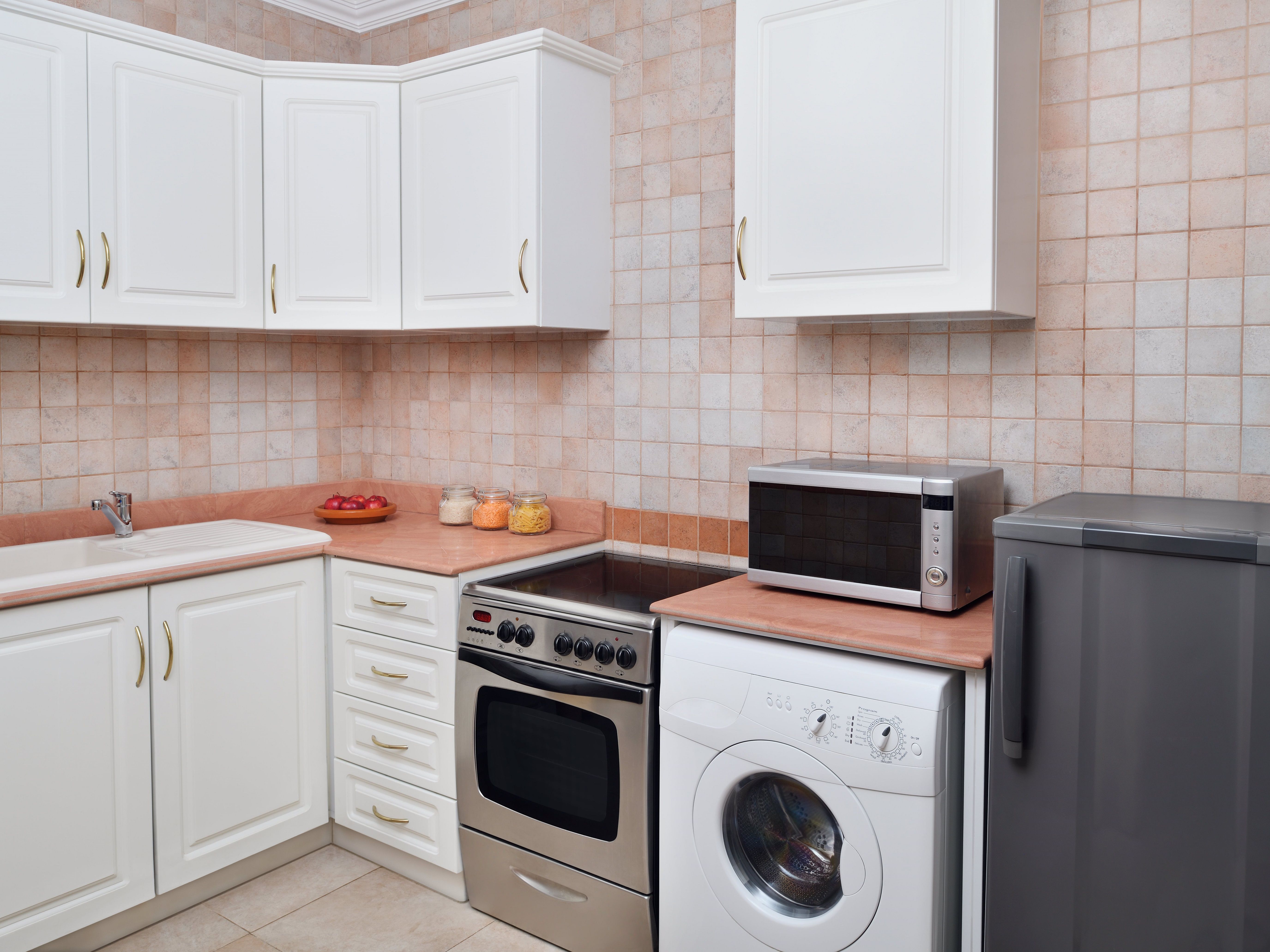 1 BEDROOM RESIDENCE