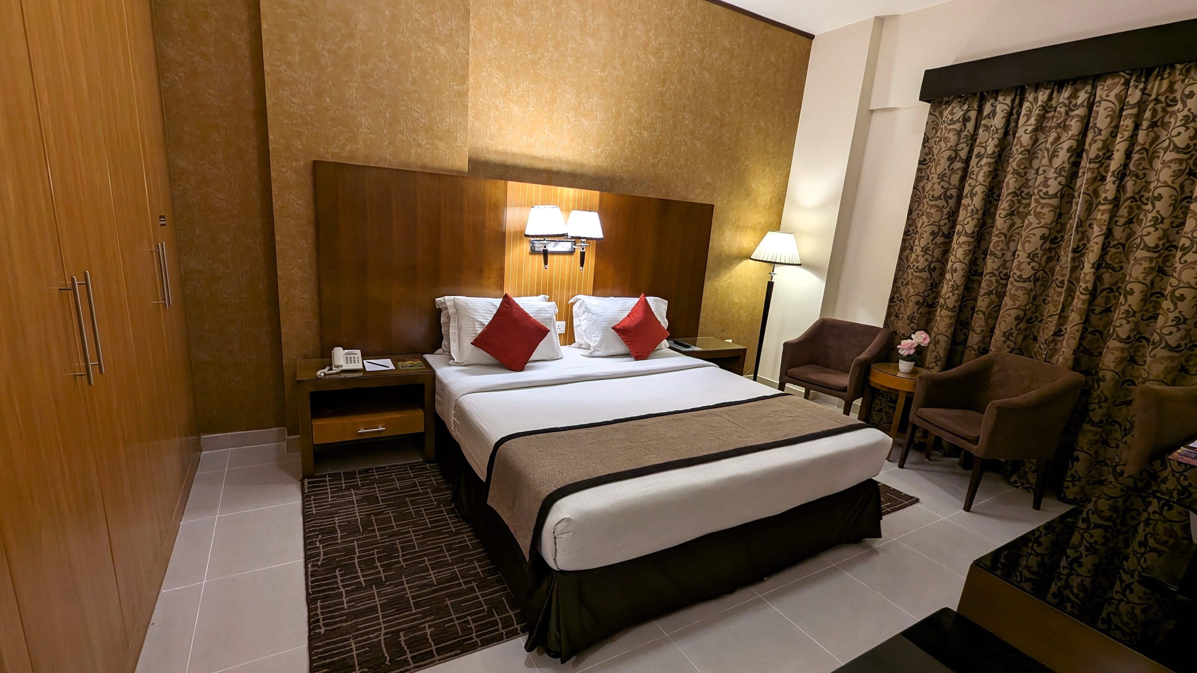 Deluxe room with kitchen