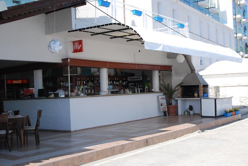 Hotel Lotos Bar.jpg