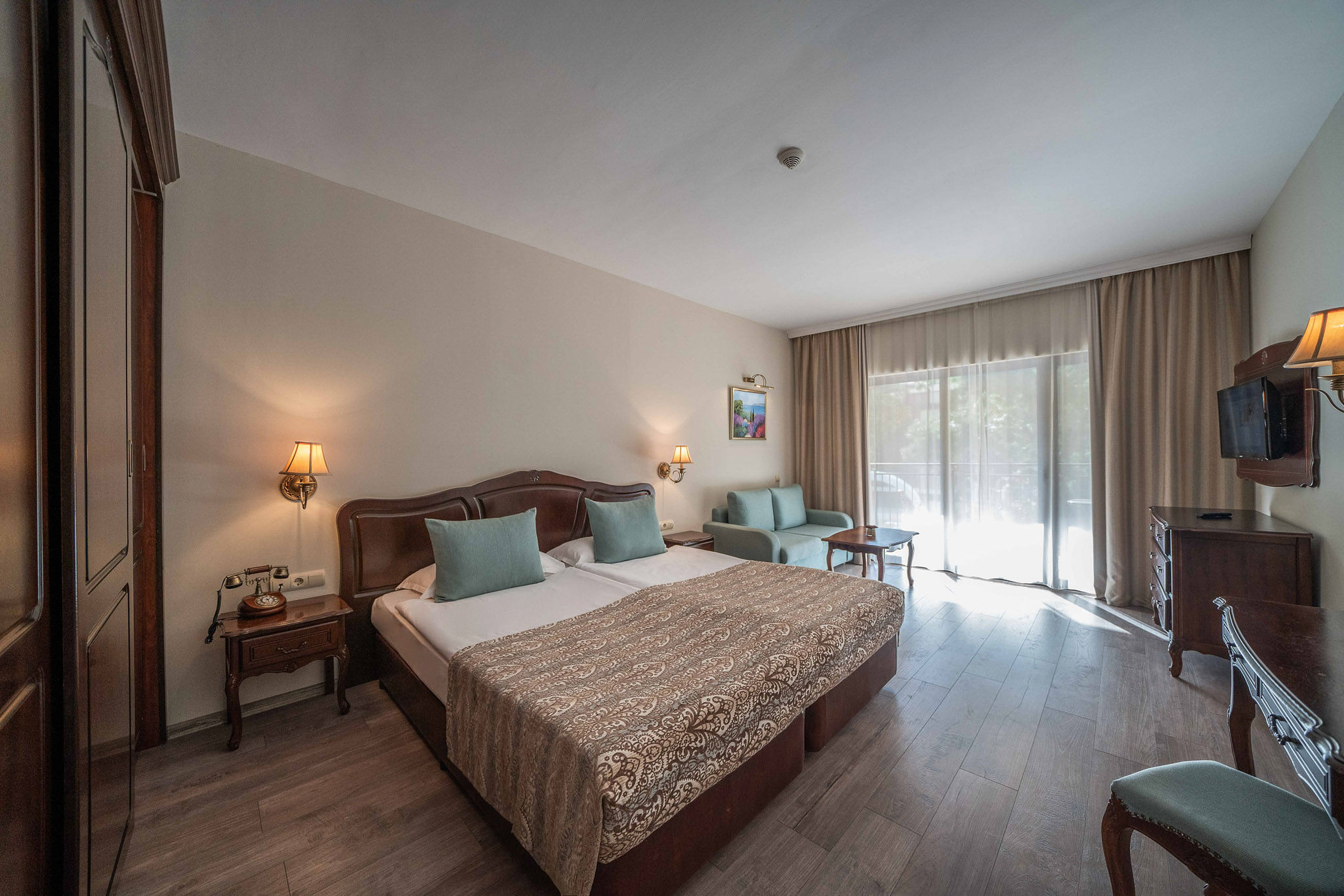Deluxe Room 2+2