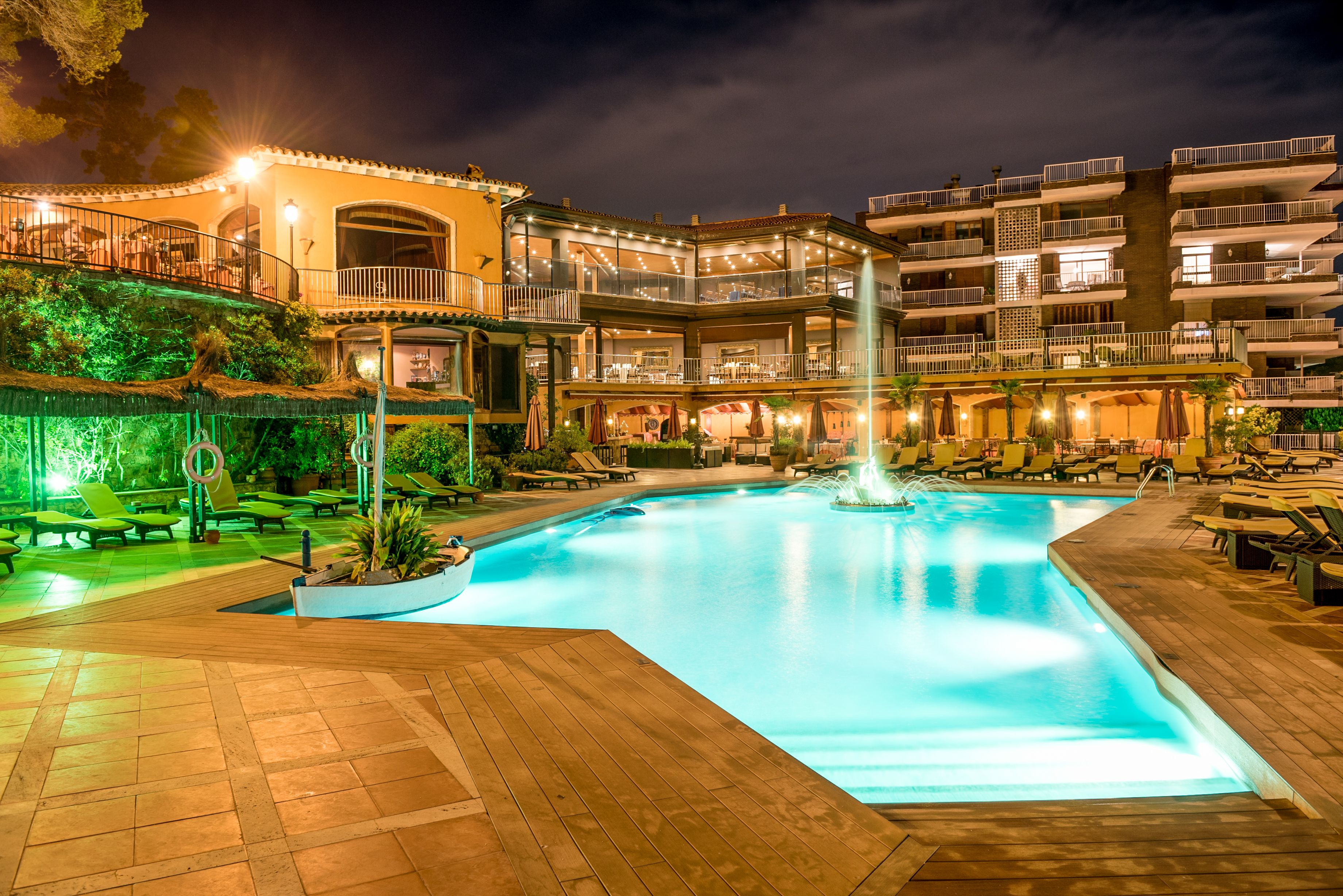 Piscina deschisă