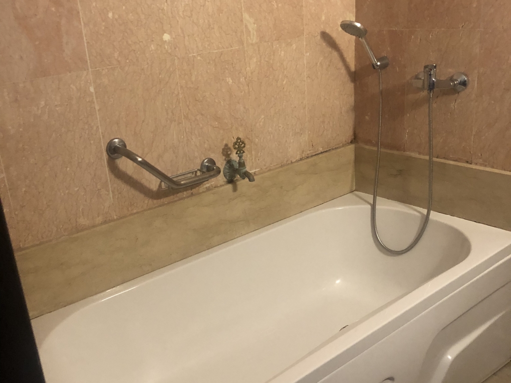 Dağ Manzaralı Standart Oda