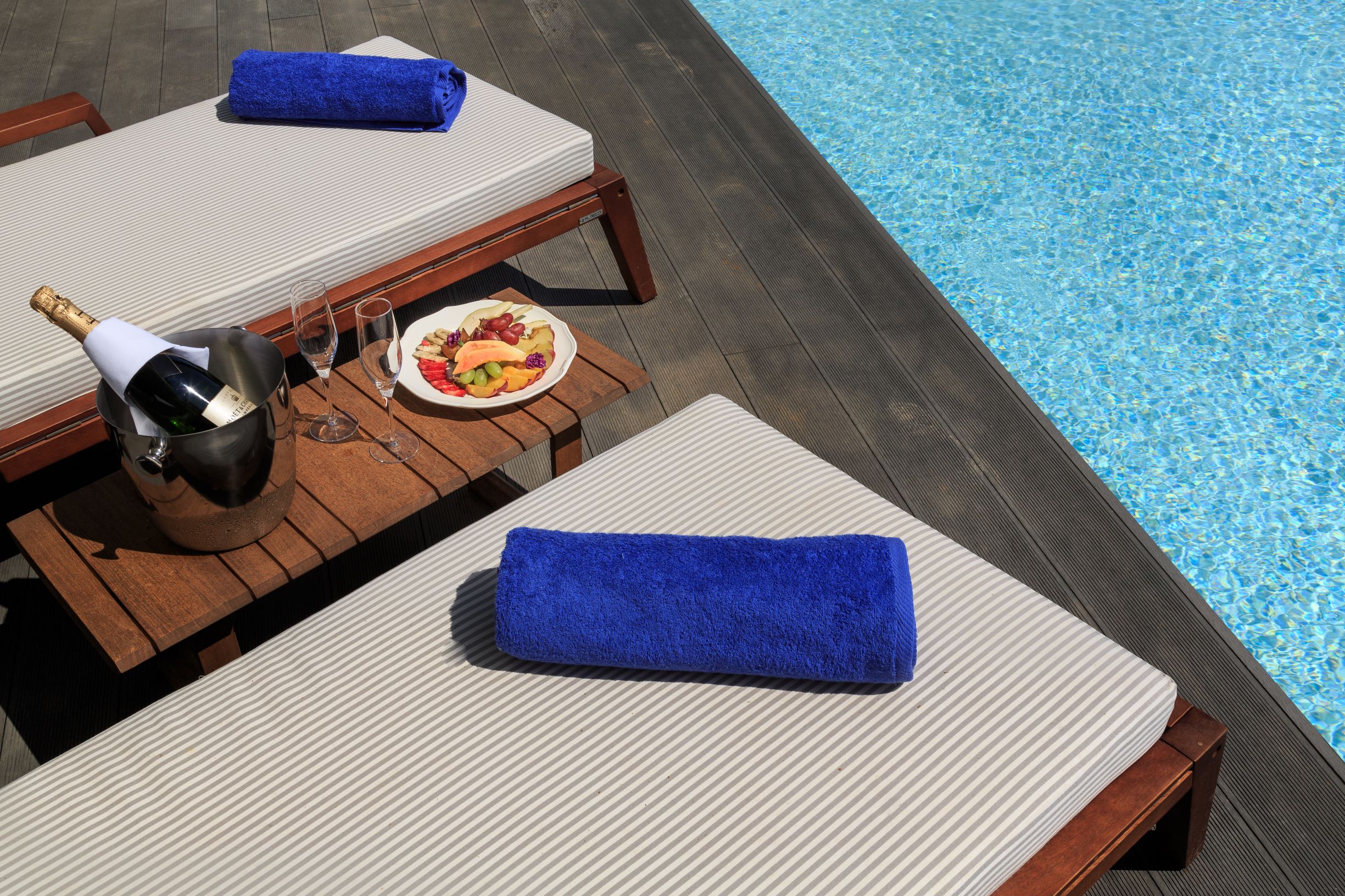 DELUXE PANORAMA VILLA WITH POOL