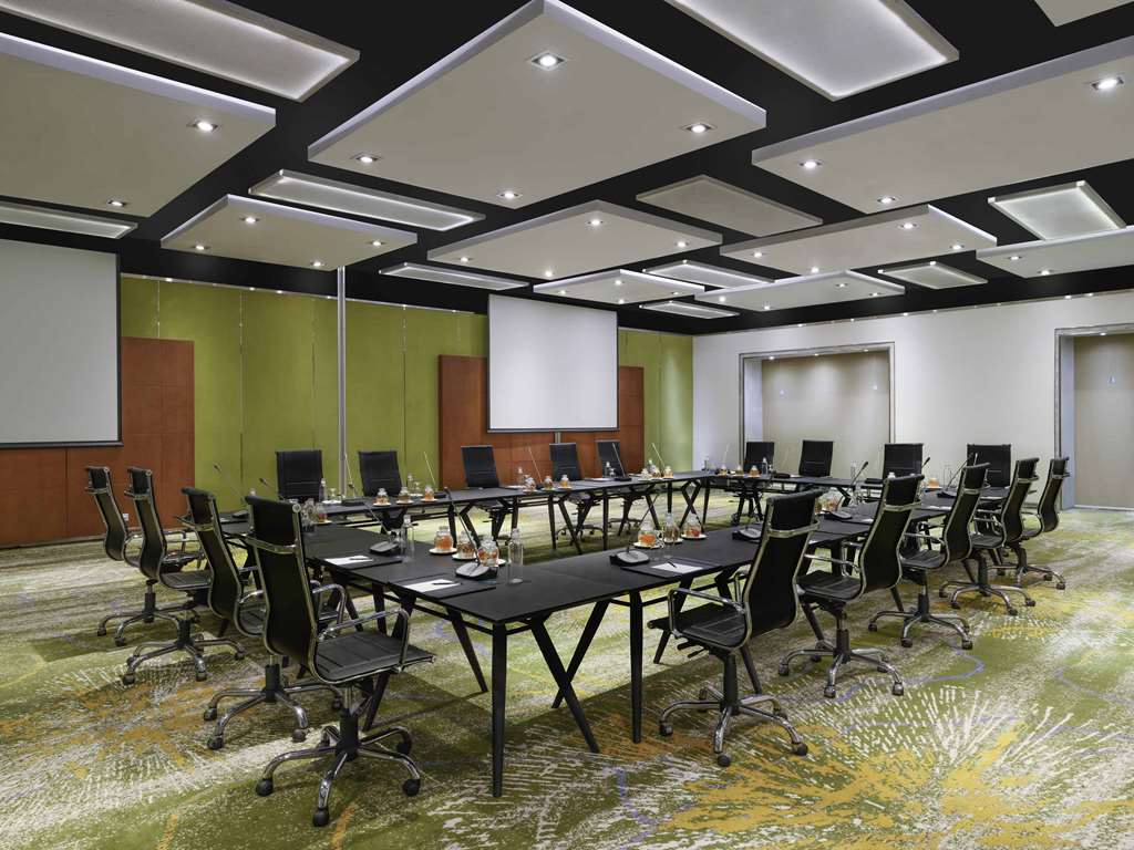 Meeting room - 42