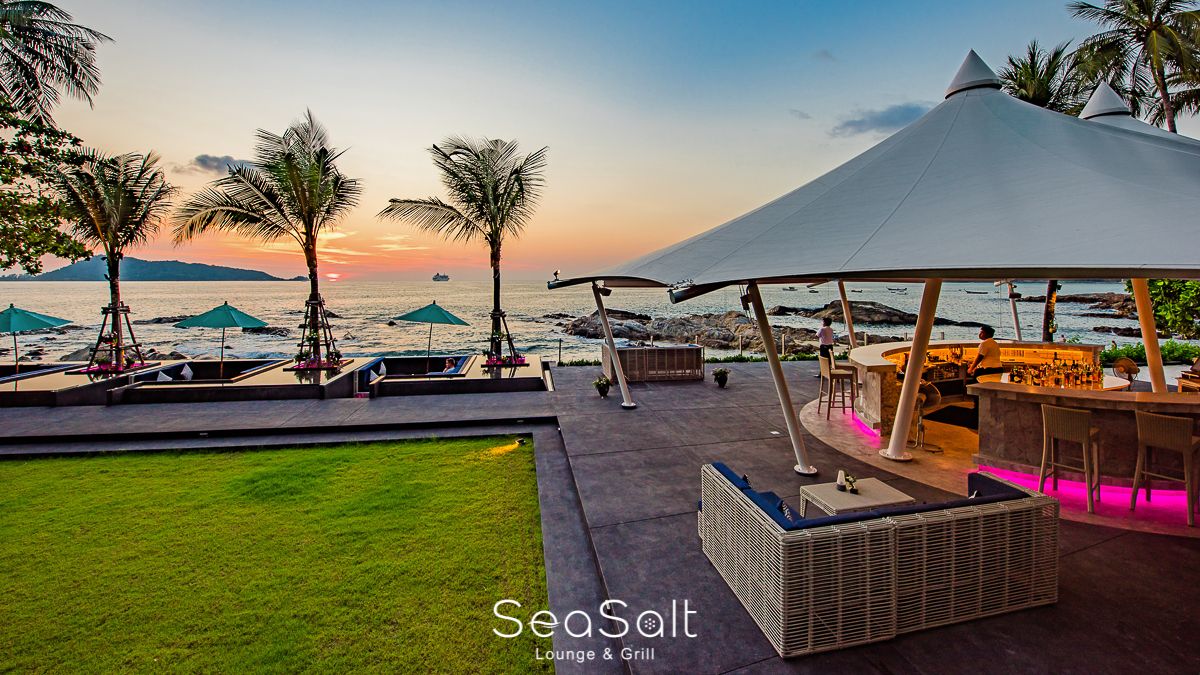 Sea Salt Longe and Grill