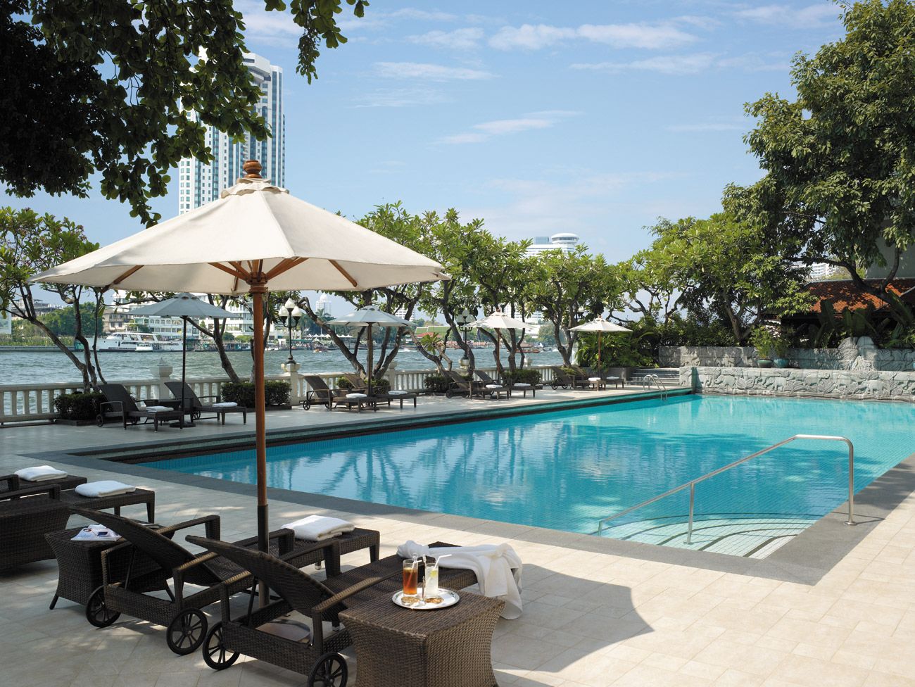 Piscina deschisă