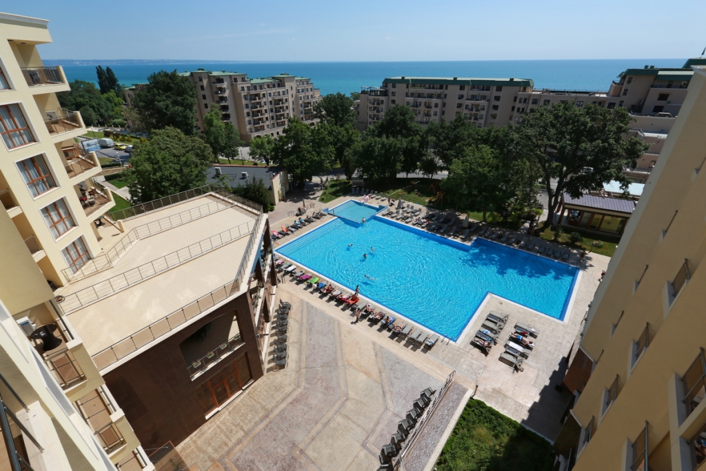 Piscina deschisă
