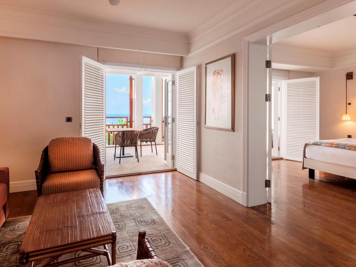 One Bedroom Suite