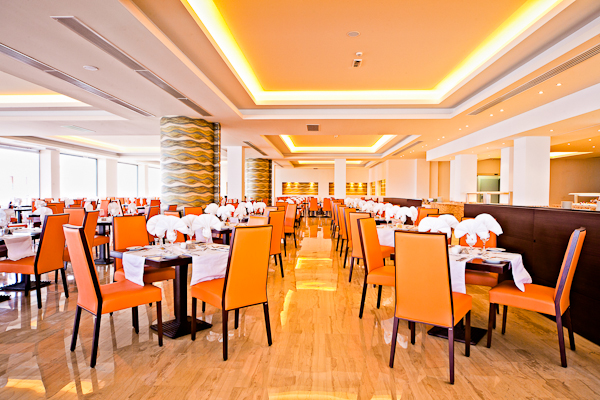 03.Main Rest. 1.jpg