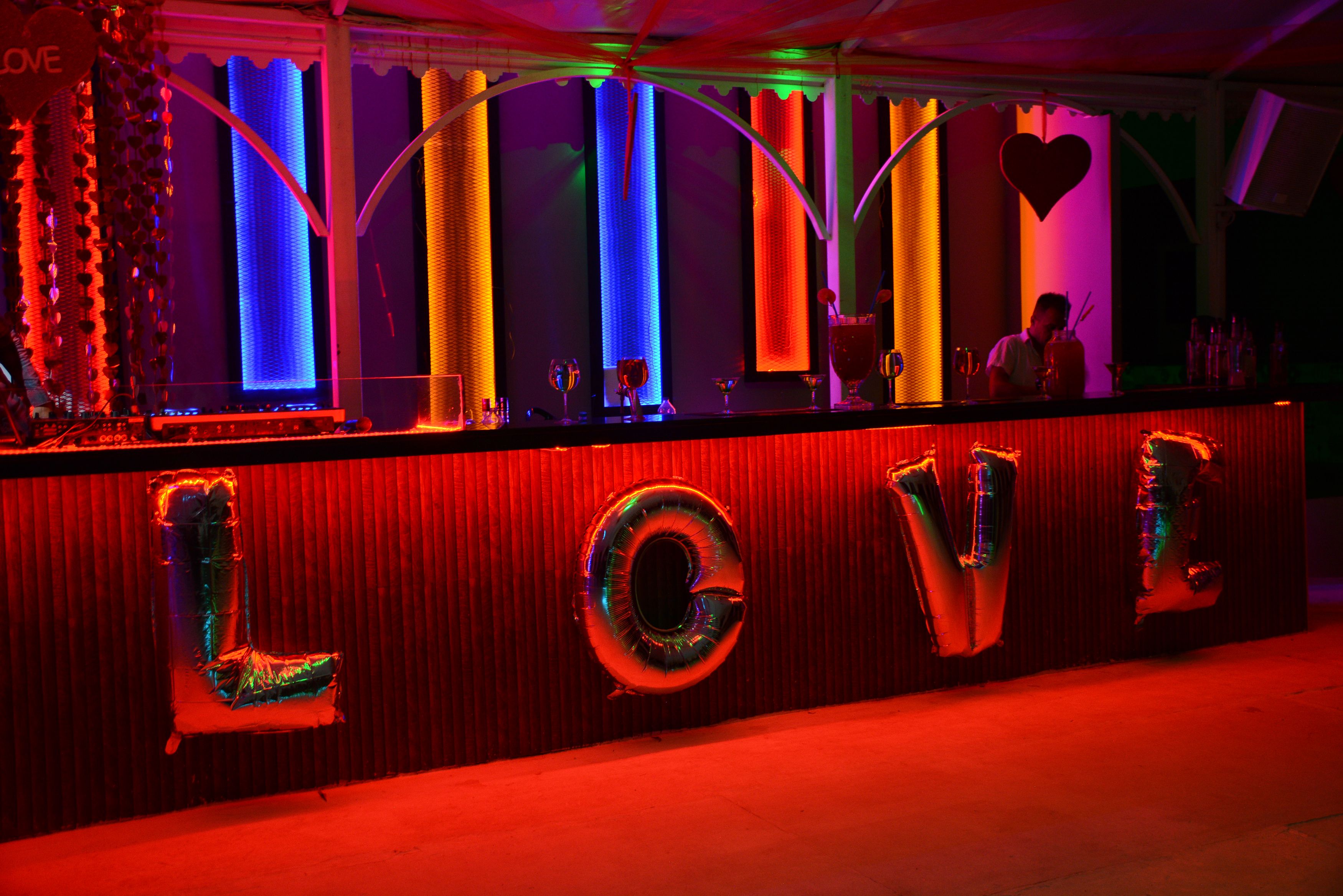 BEACH BAR