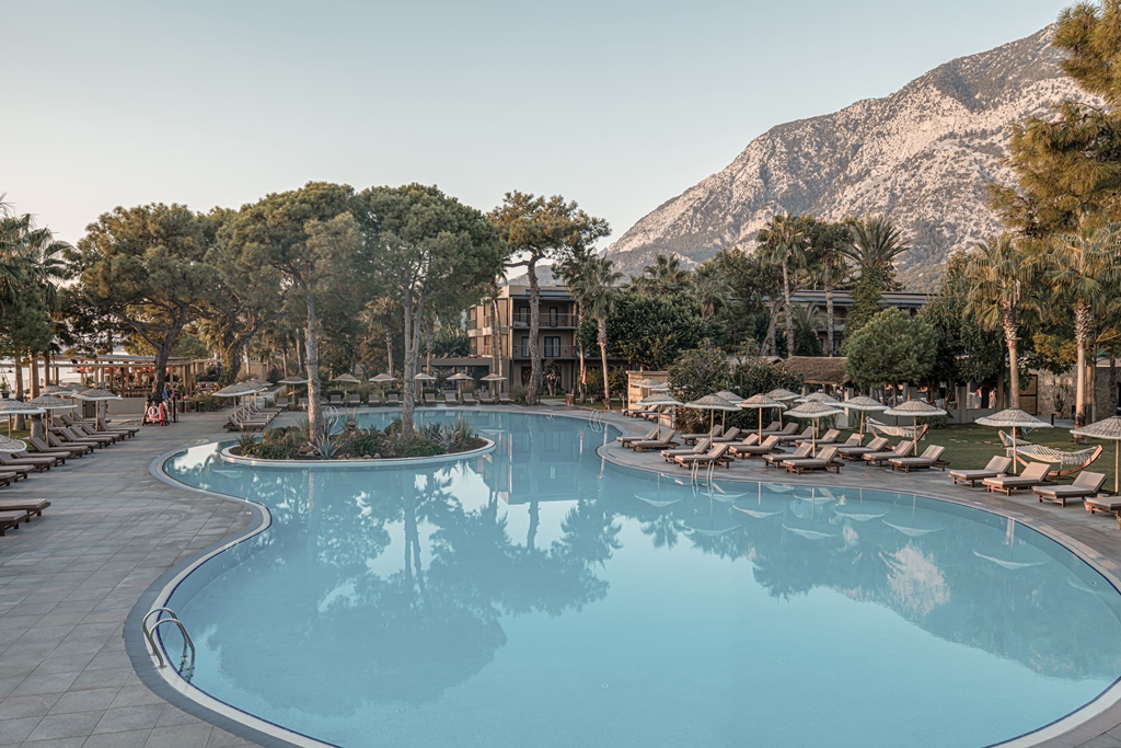 Piscina deschisă