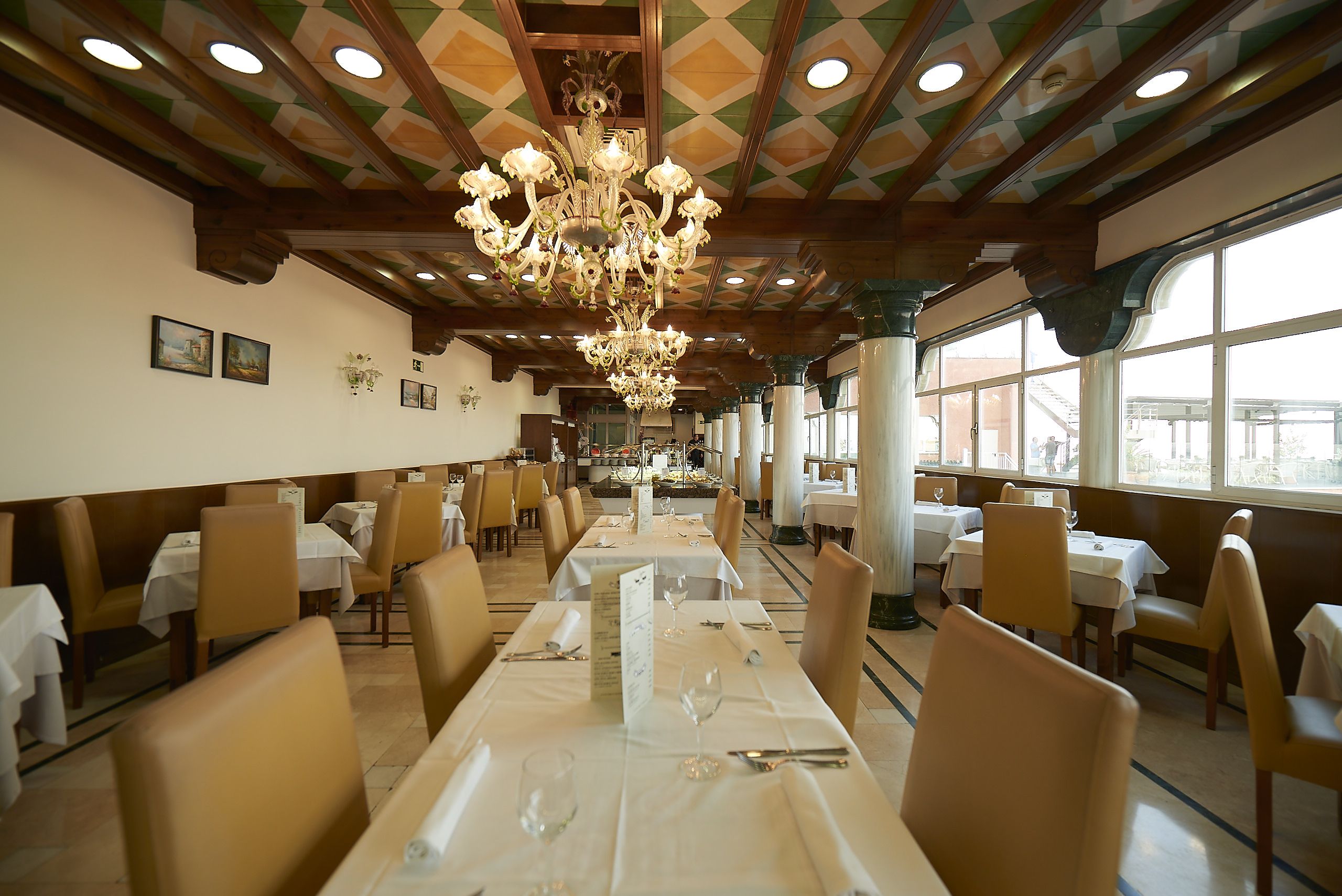 RESTAURANTE BUFFET