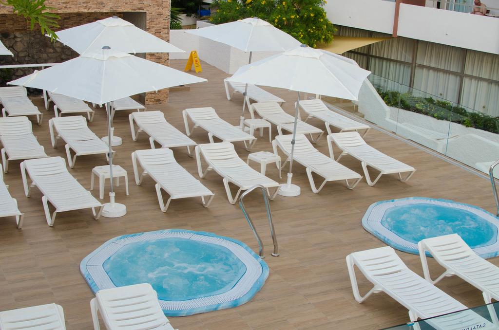 Piscina deschisă