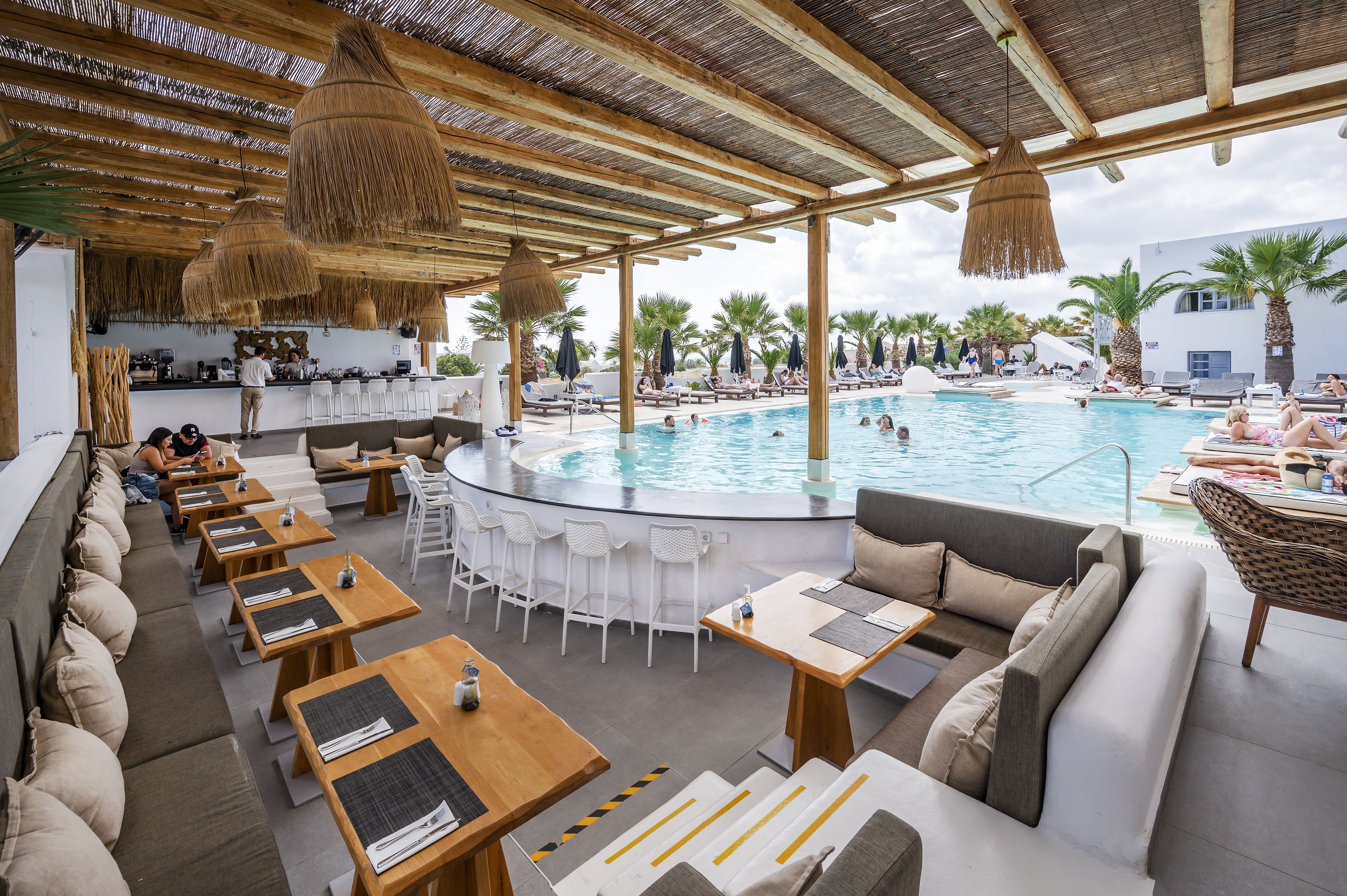 PoolBar Restautant