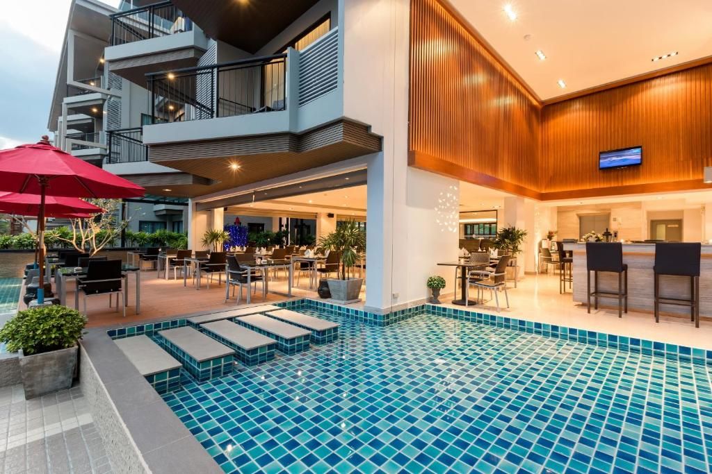 Piscina deschisă