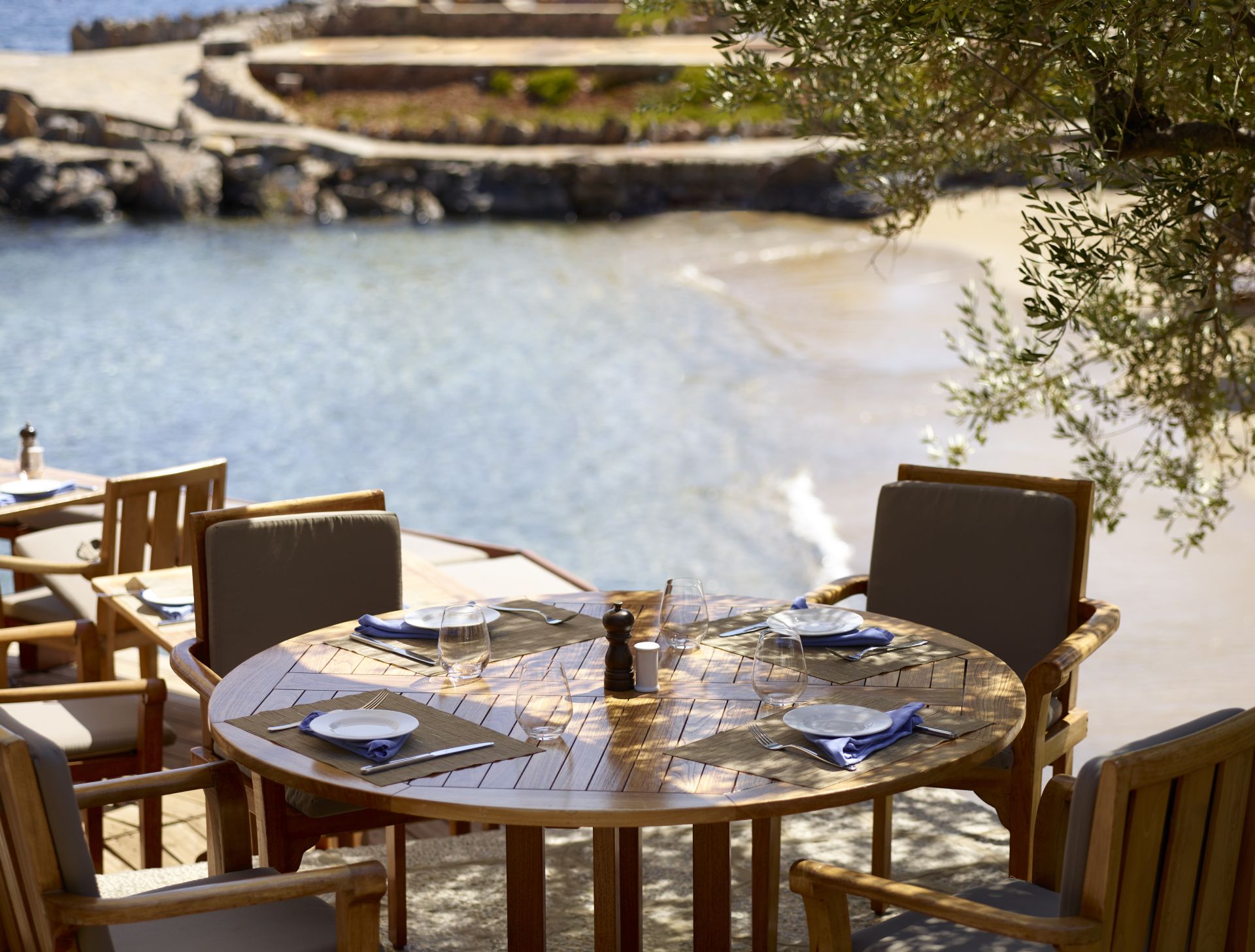 Yacht Club Restaurant 