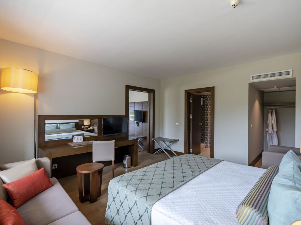 FAMILY SUIT SEA VIEW ROOM