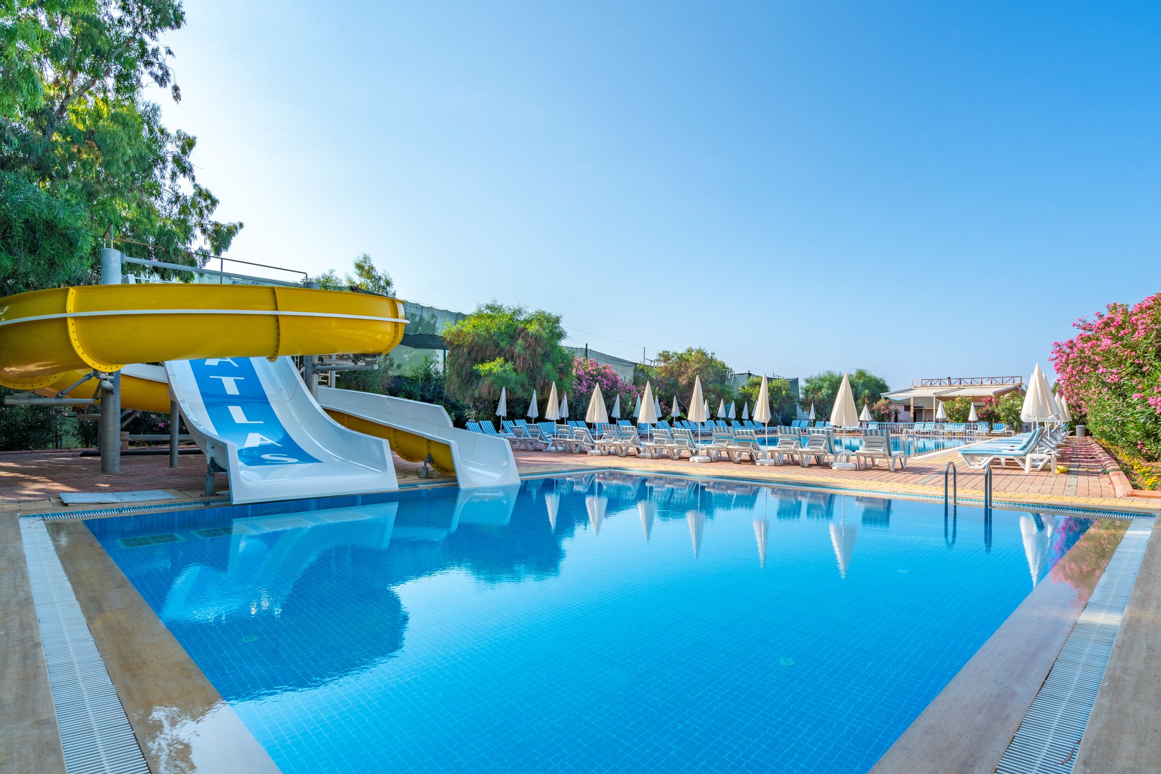 Piscina deschisă