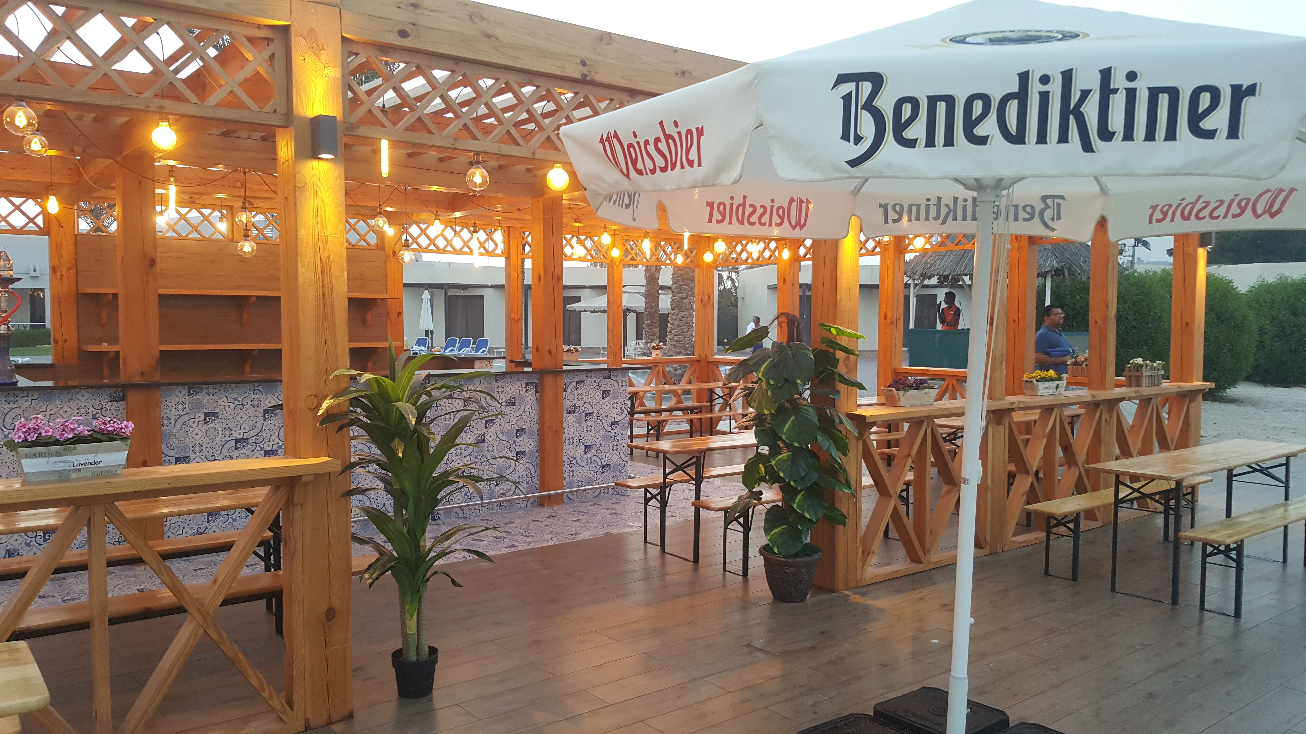 Biergarten- Beach Bar