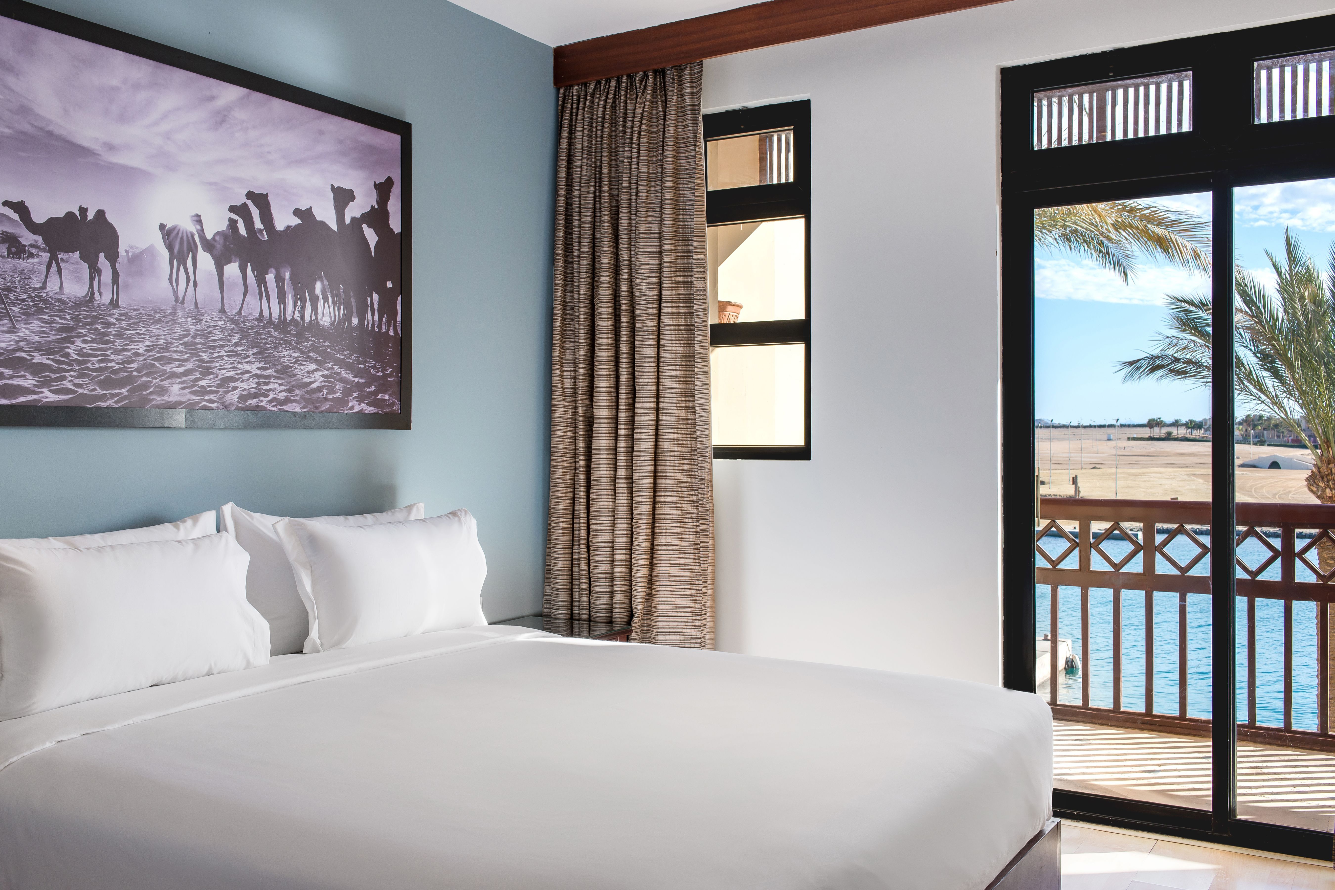 DUPLEX SUITE (SIDE MARINA VIEW)